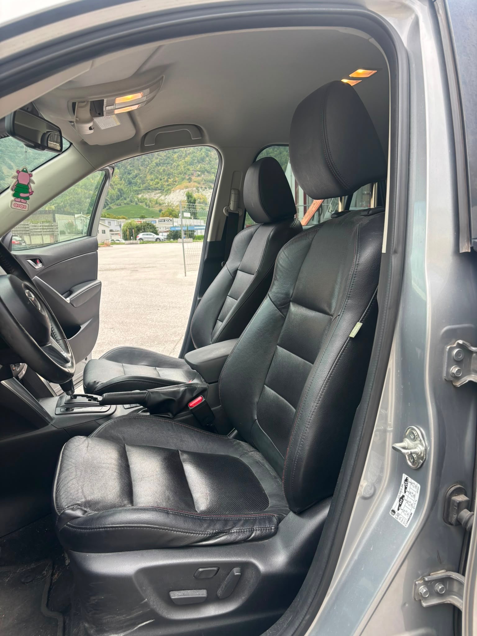 MAZDA CX-5 2.2 D HP Revolution AWD Automatic-image-8