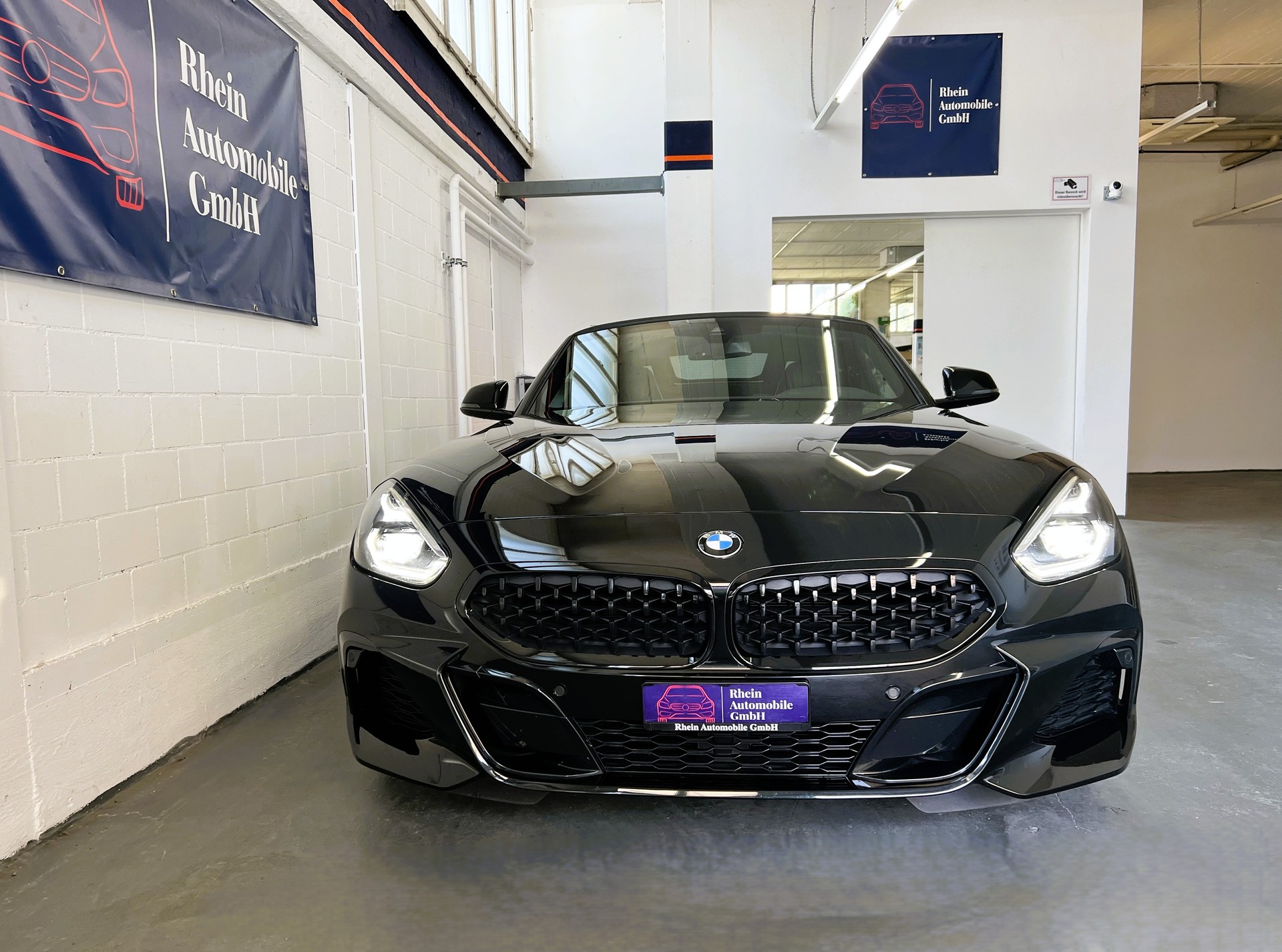 BMW Z4 sDrive 20i M Sport Steptronic-image-1