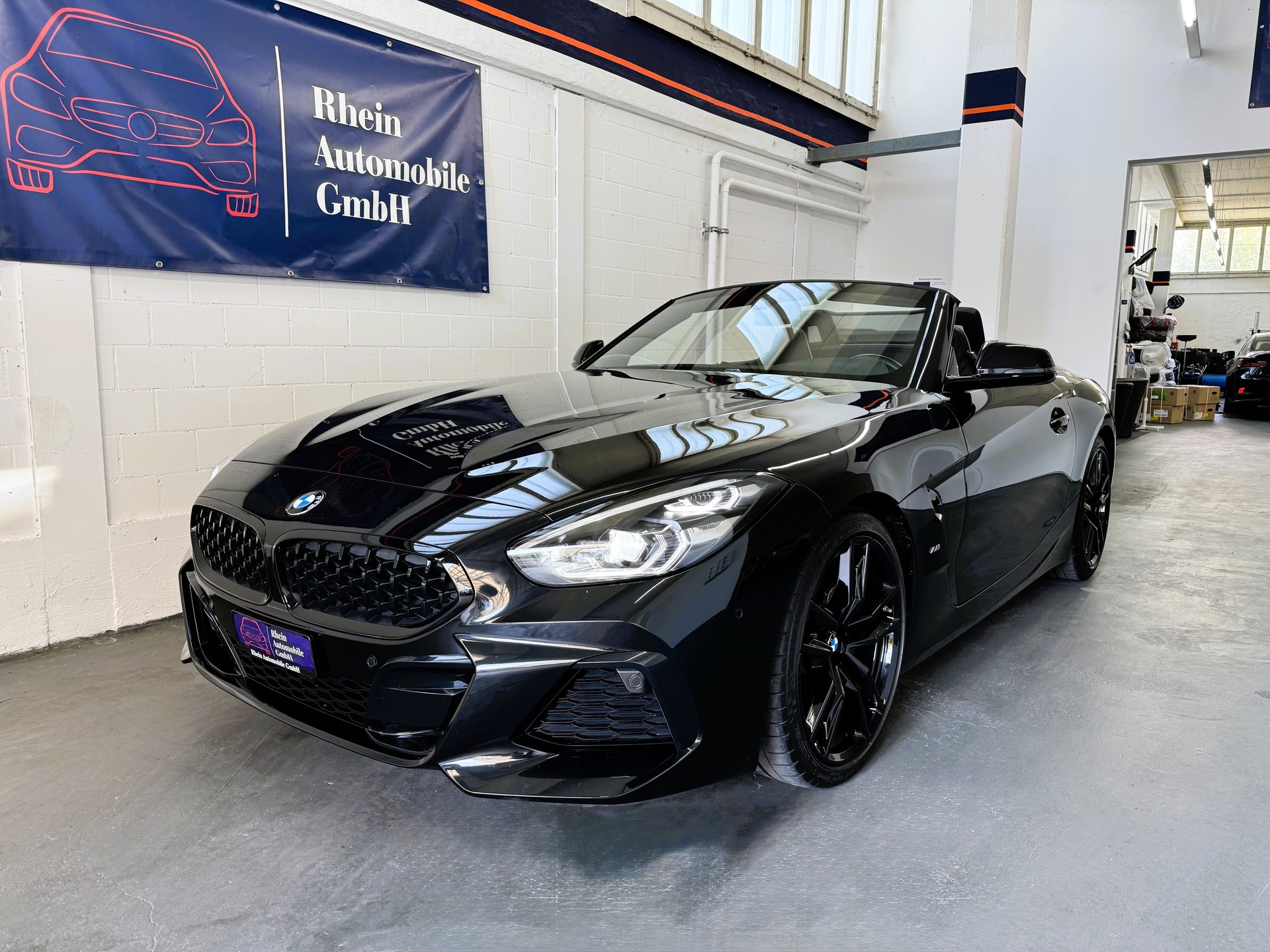 BMW Z4 sDrive 20i M Sport Steptronic-image-0