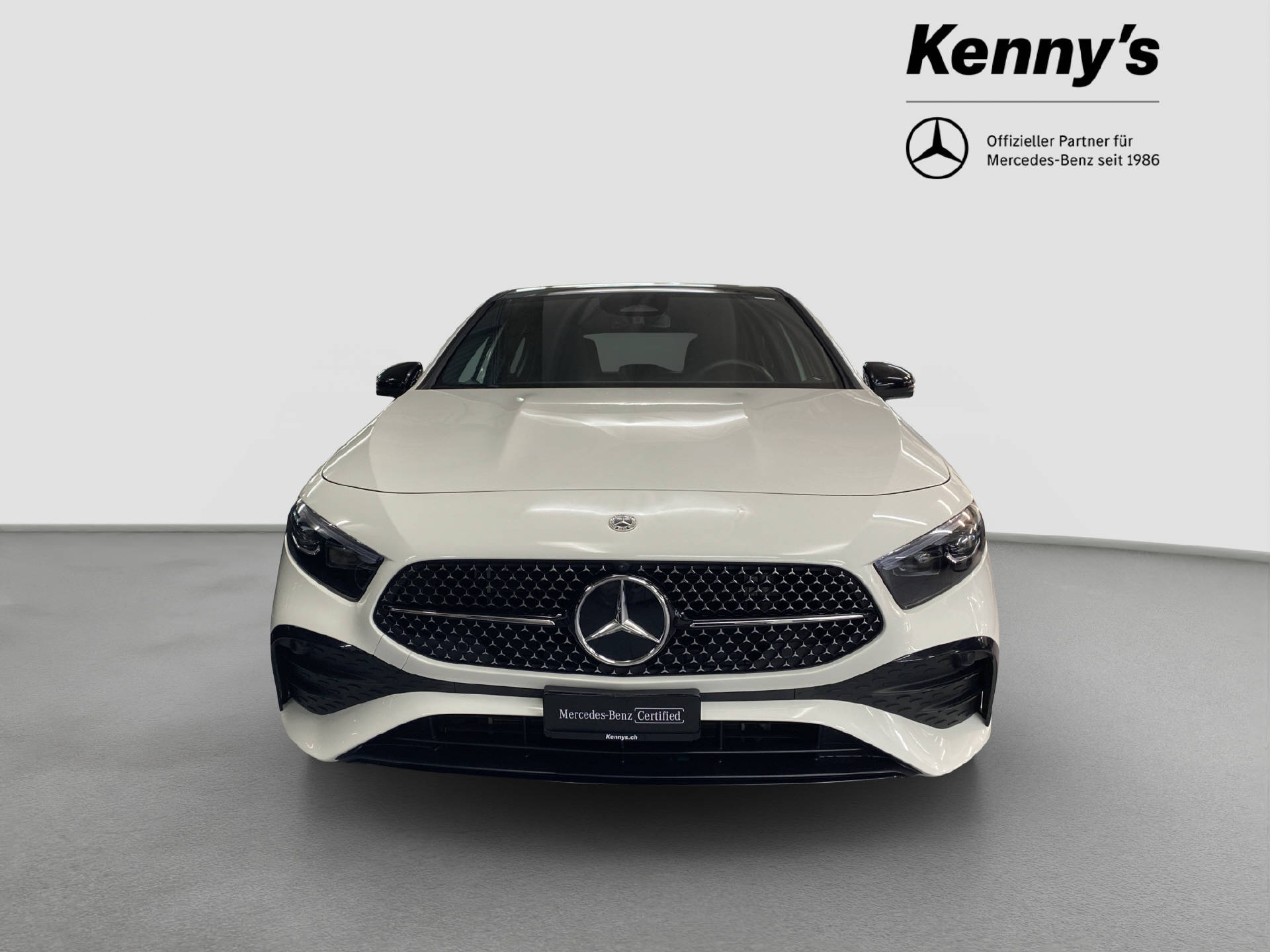 MERCEDES-BENZ A 250 e EQ Star AMG Line-image-2