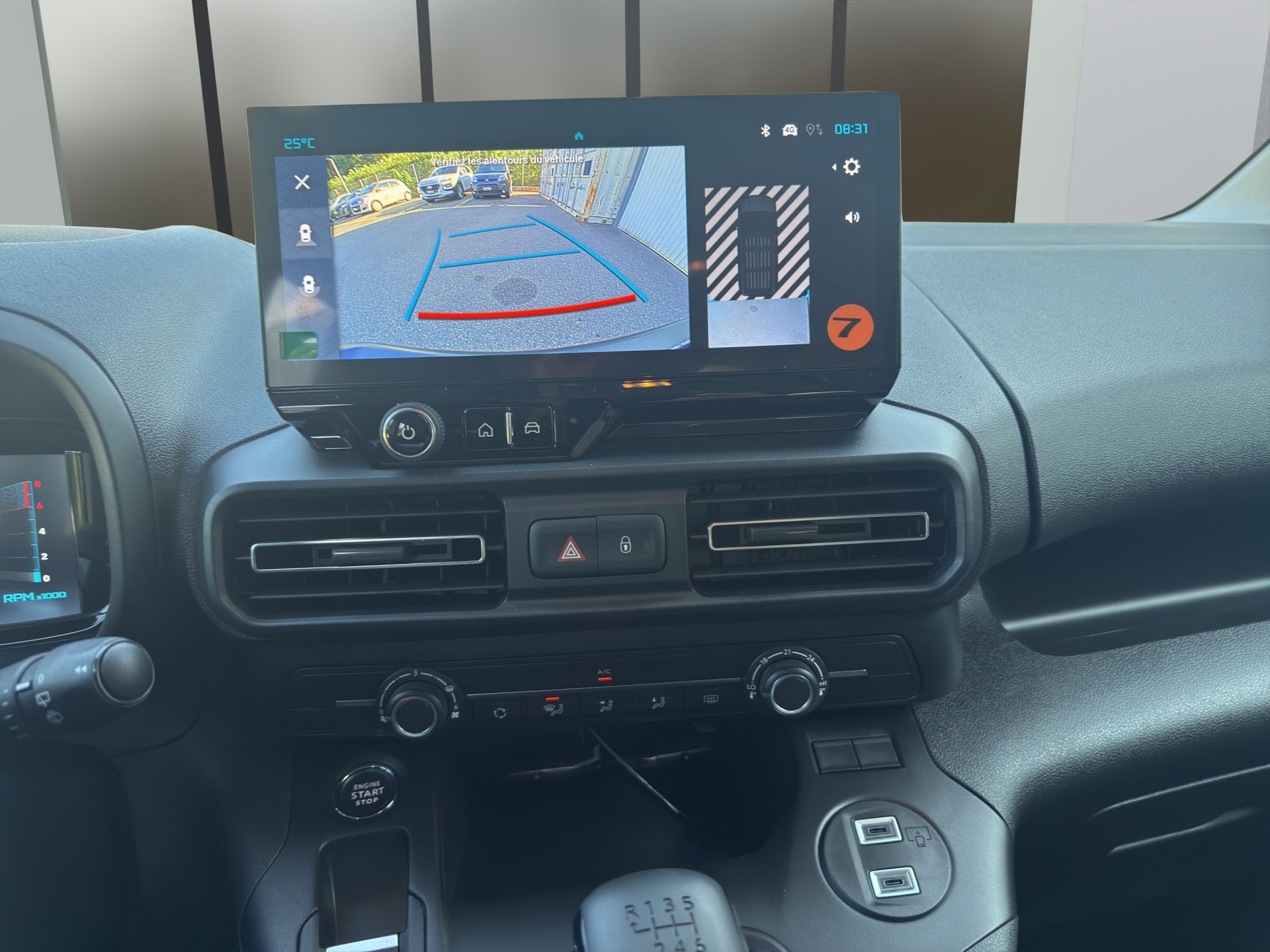 CITROEN Berlingo 1.2 PureTech Tonic-image-11