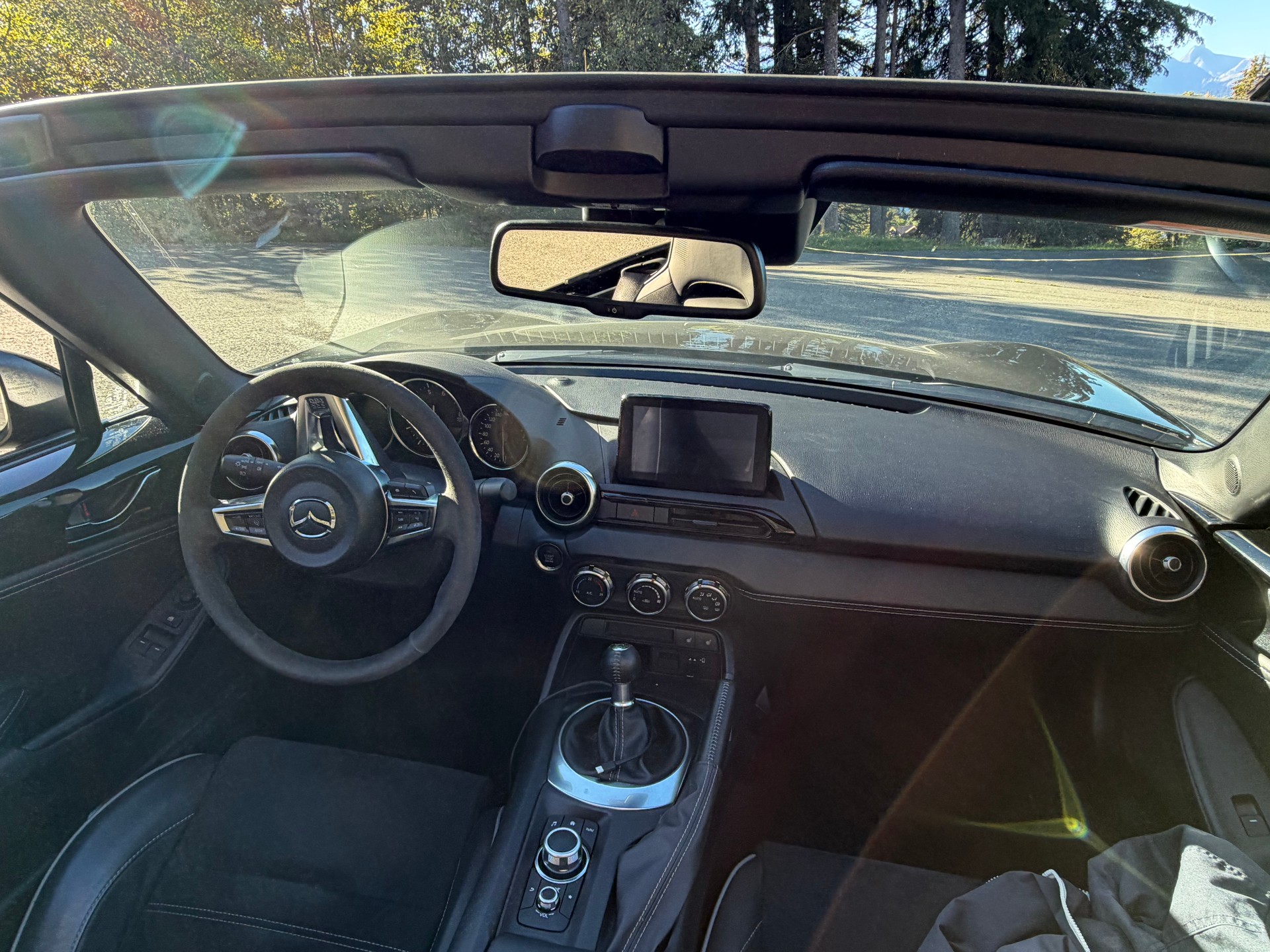 MAZDA 2.0 Revolution-image-5