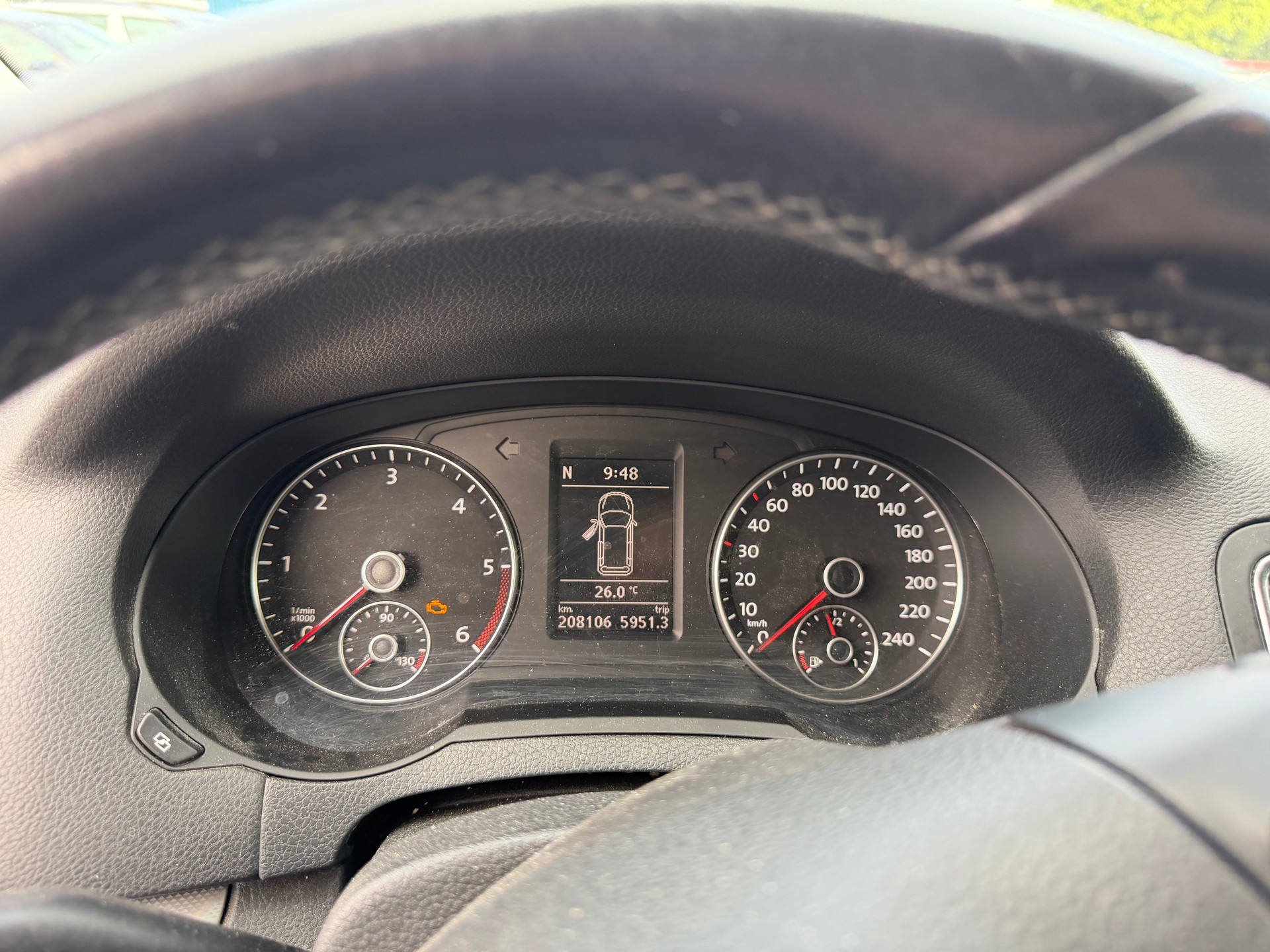 VW SHARAN-image-12