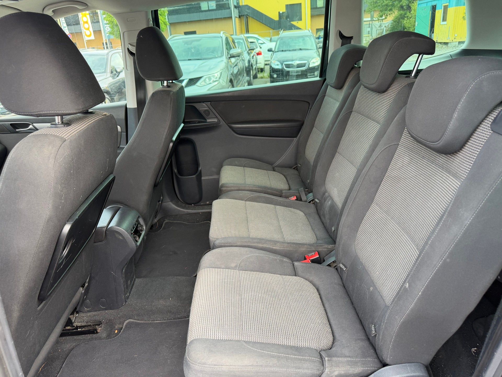 VW SHARAN-image-10
