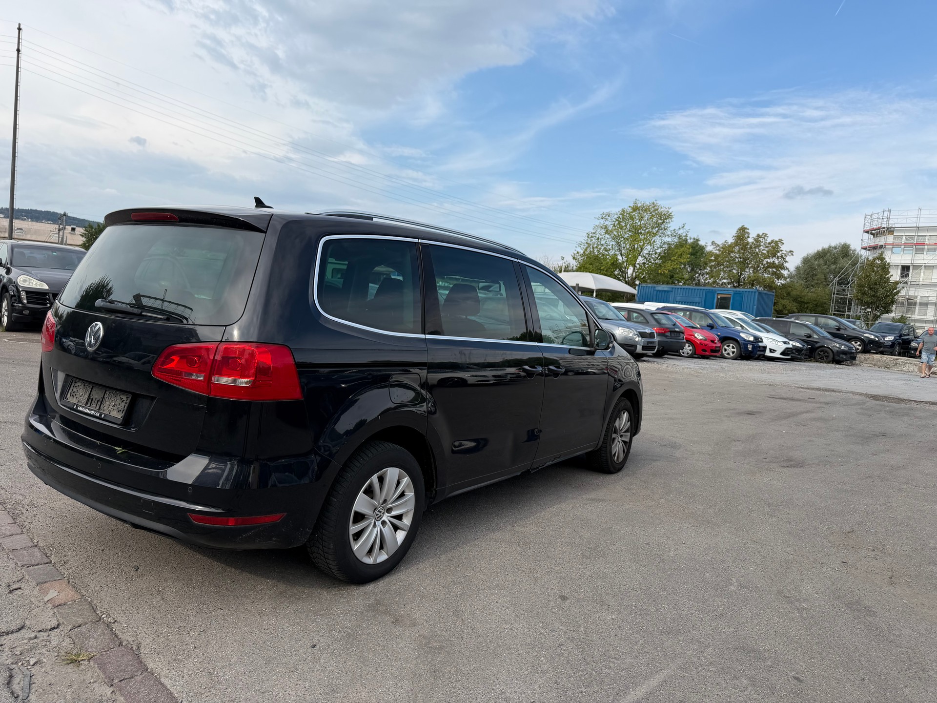 VW SHARAN-image-6
