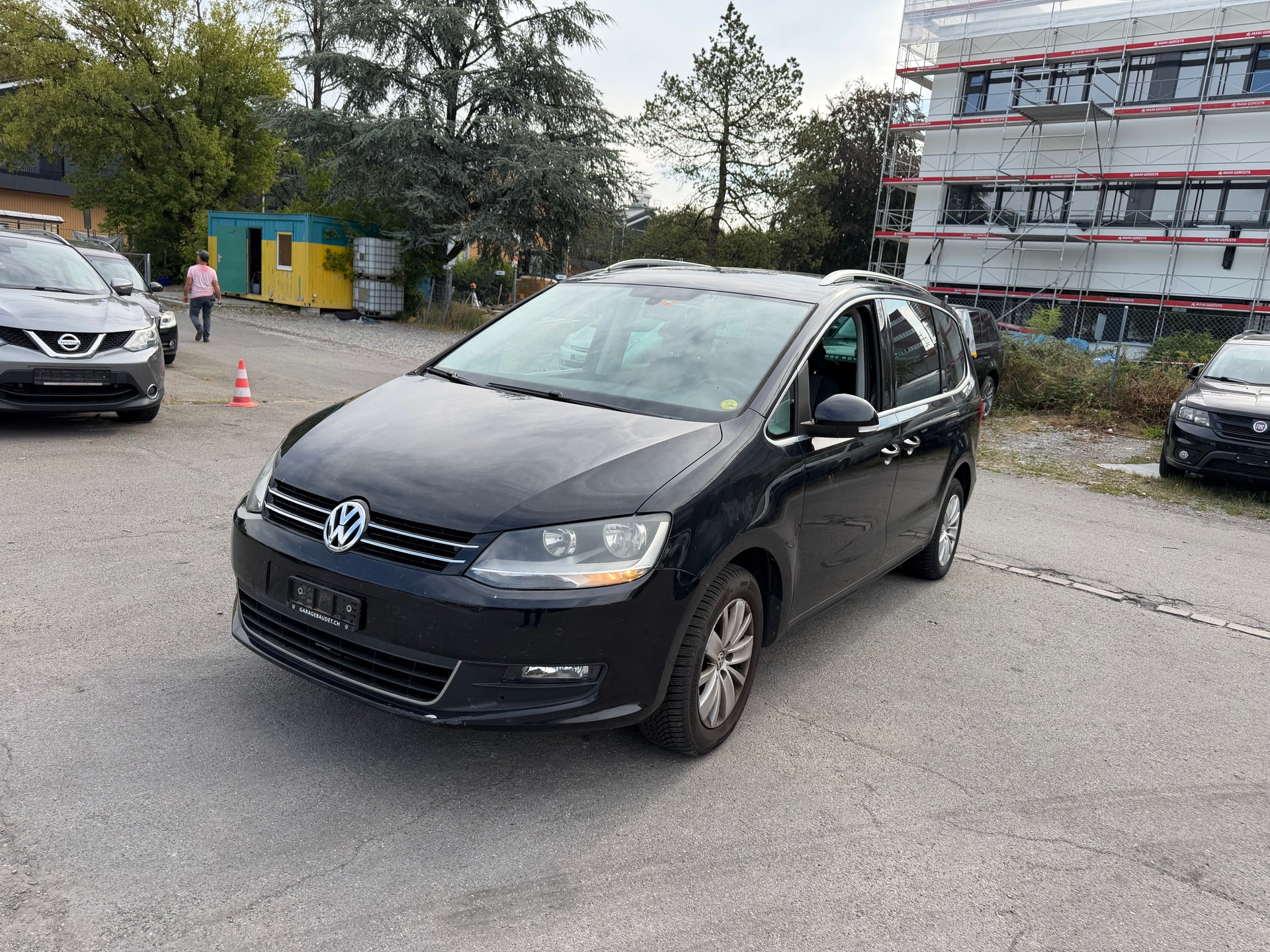 VW SHARAN