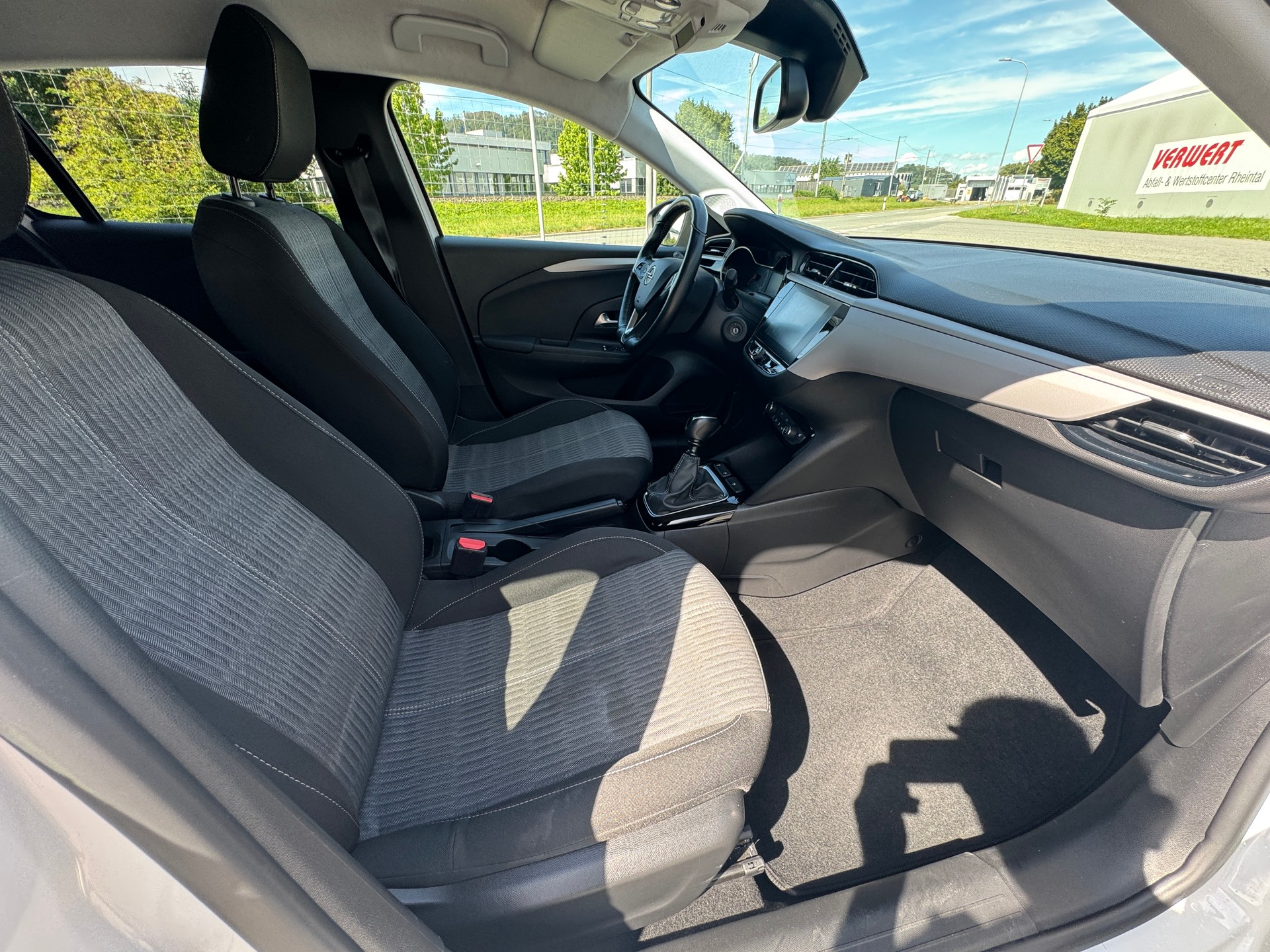 OPEL Corsa 1.2 TP Edition-image-11