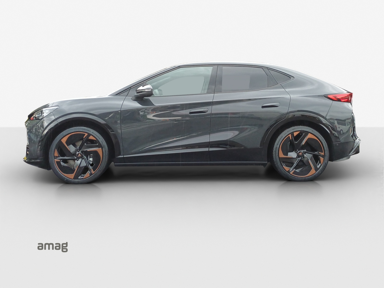 CUPRA Tavascan Type 9 77 kWh Adrenaline-image-1
