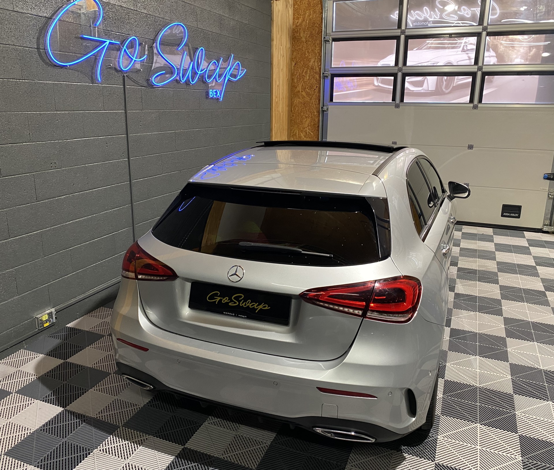 MERCEDES-BENZ A 250 4Matic AMG Line 4Matic 7G-DCT-image-4