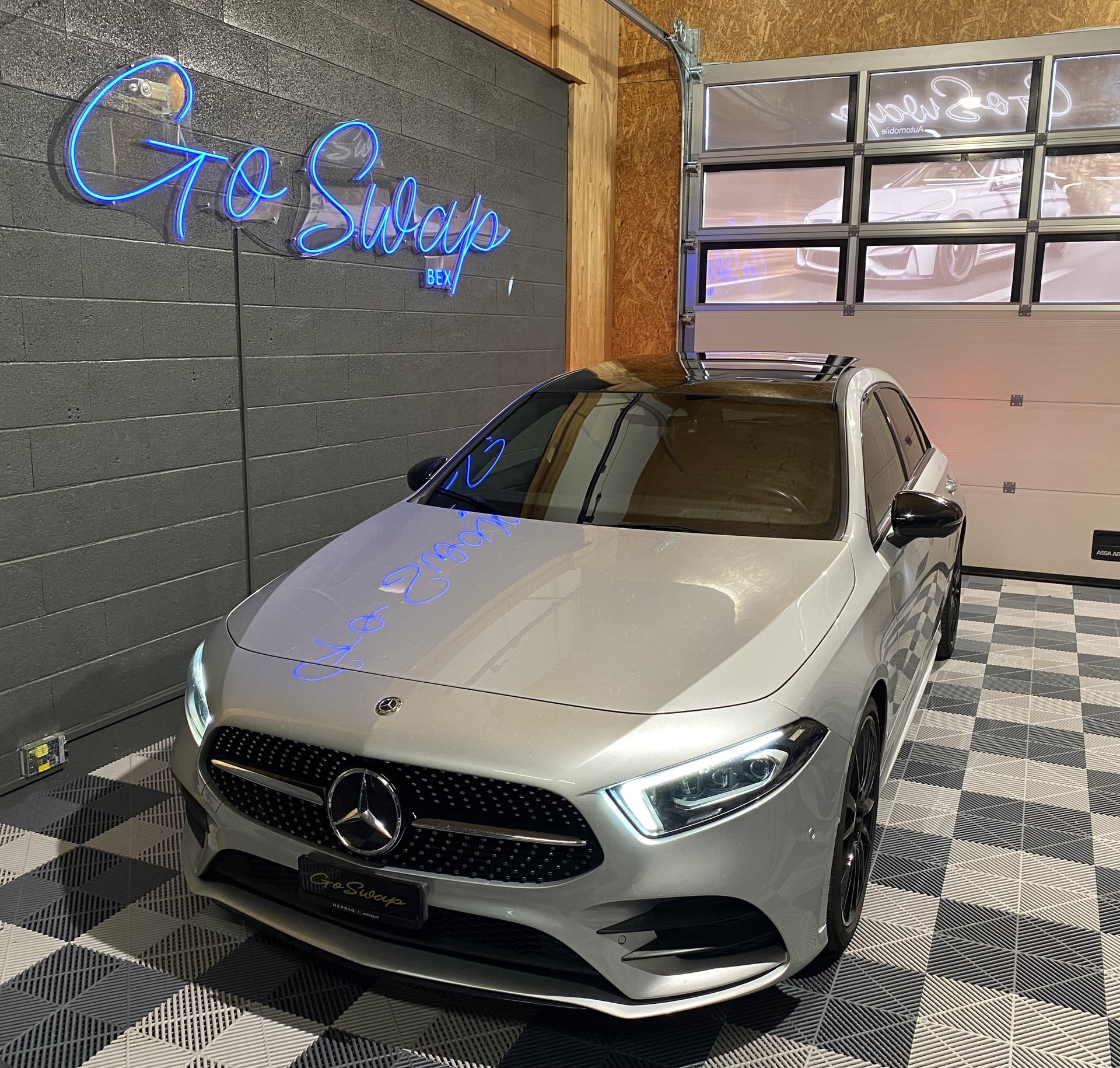 MERCEDES-BENZ A 250 4Matic AMG Line 4Matic 7G-DCT-image-5