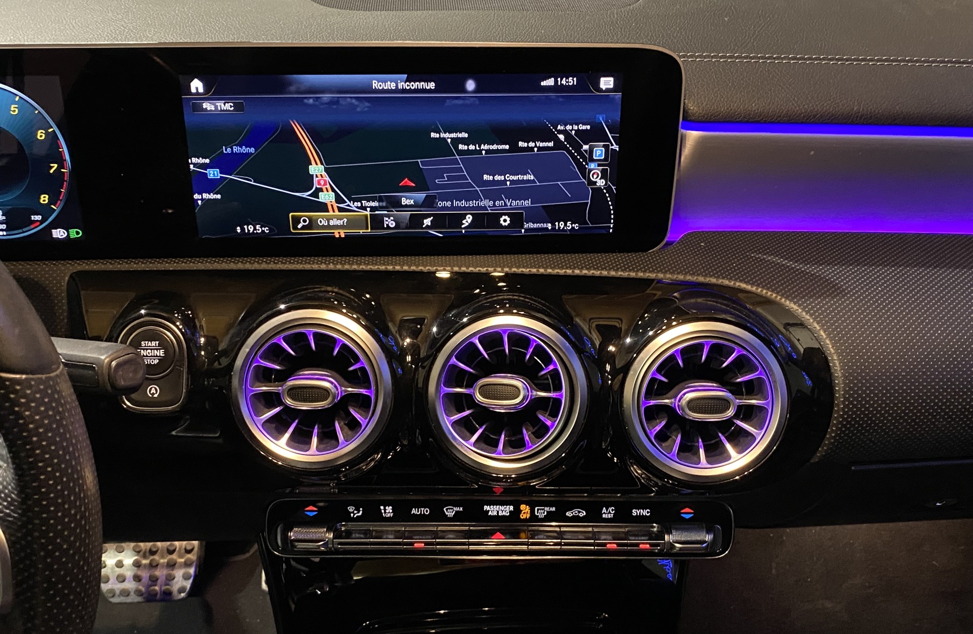 MERCEDES-BENZ A 250 4Matic AMG Line 4Matic 7G-DCT-image-18