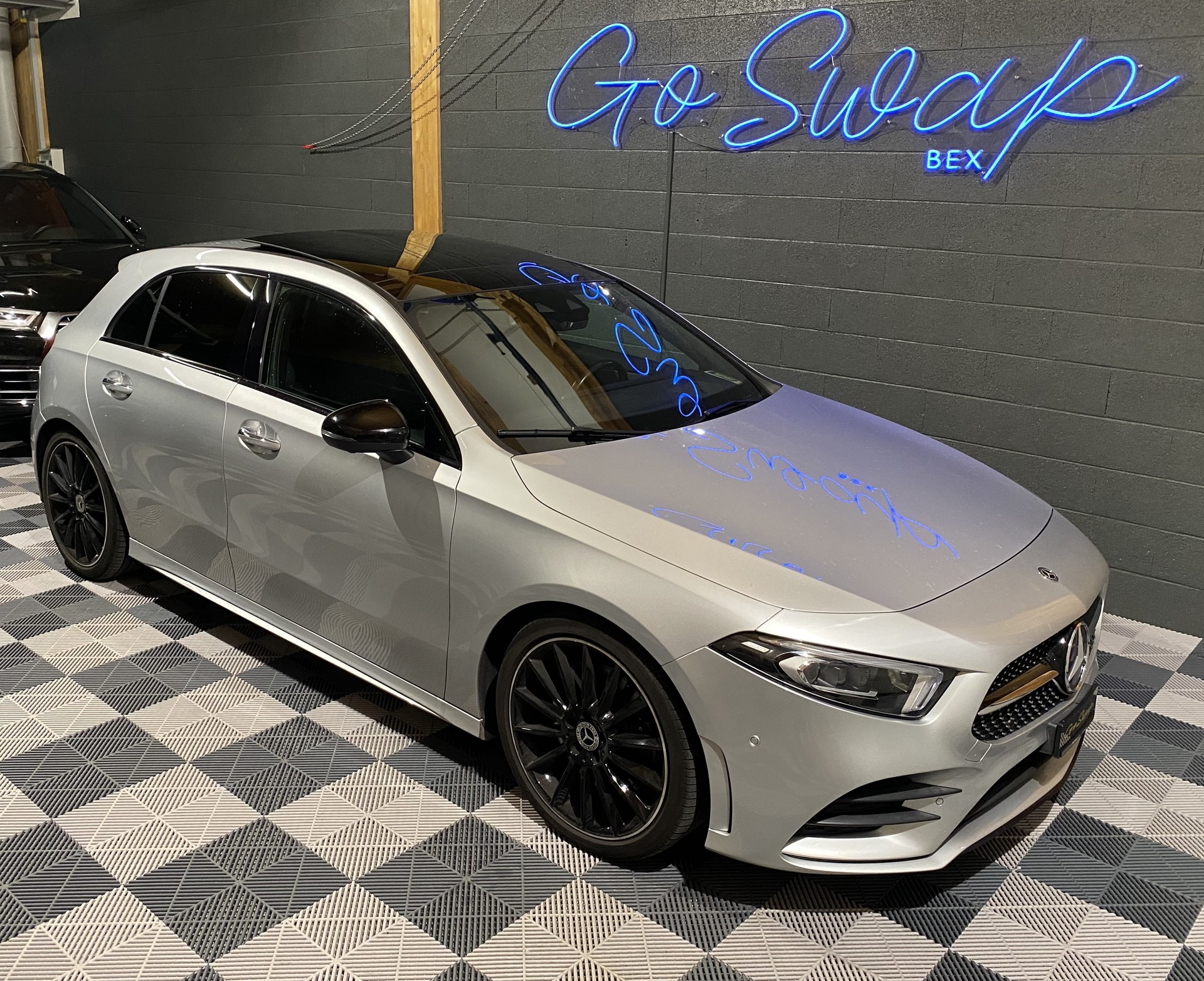 MERCEDES-BENZ A 250 4Matic AMG Line 4Matic 7G-DCT-image-1