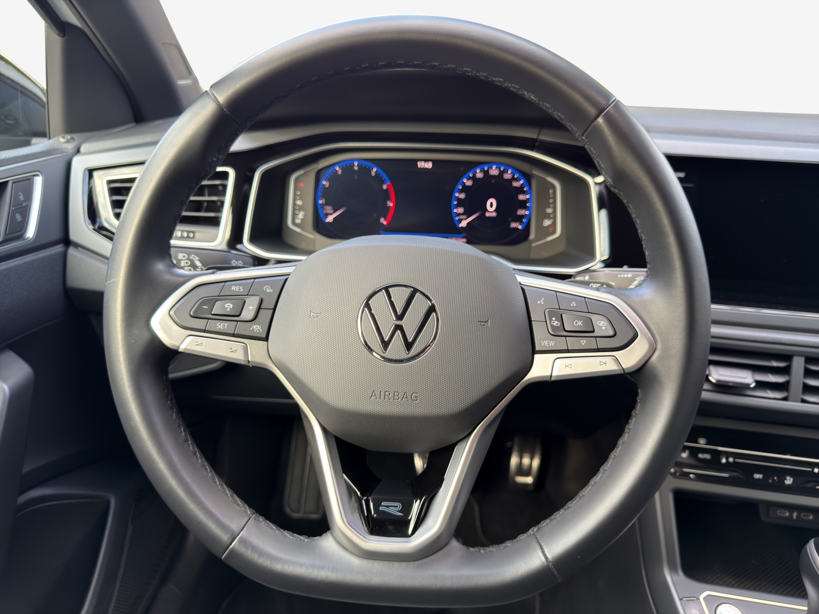VW Polo 1.0 TSI R-Line DSG-image-9