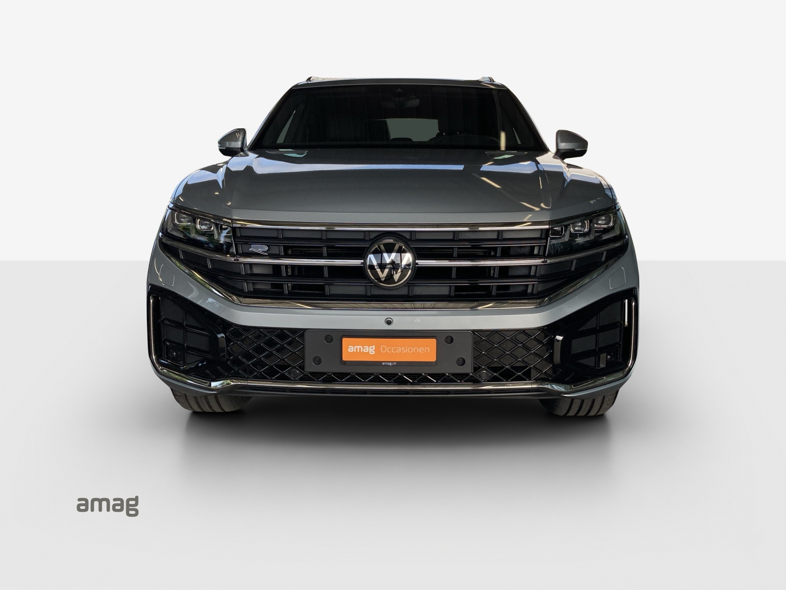 VW Touareg 3.0 TDI R-Line Tiptronic-image-6