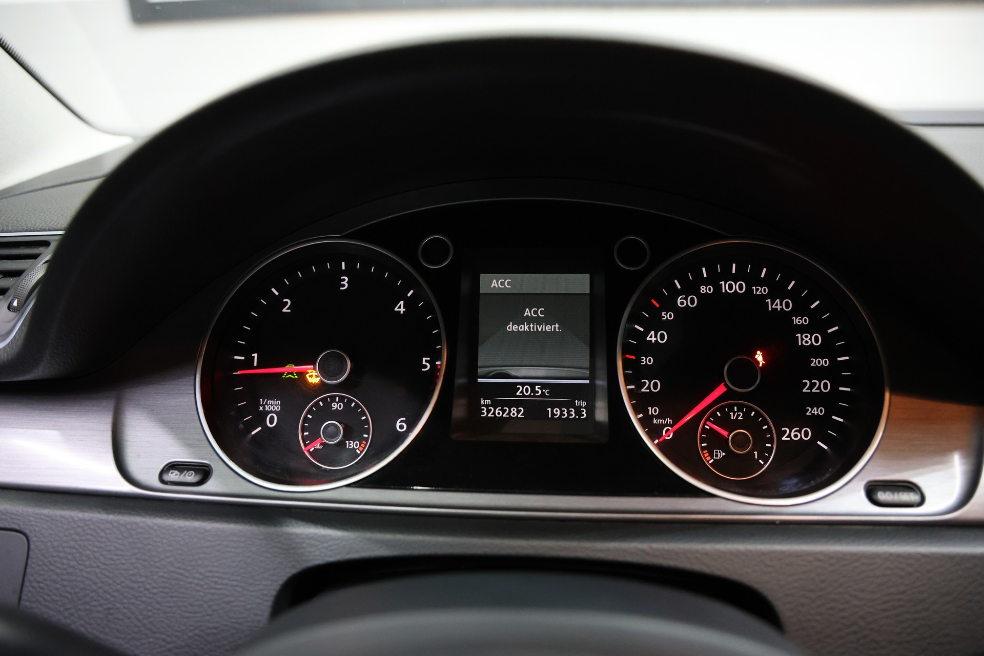 VW Passat Variant 2.0 TDI BMT R-Design 4M DSG-image-14