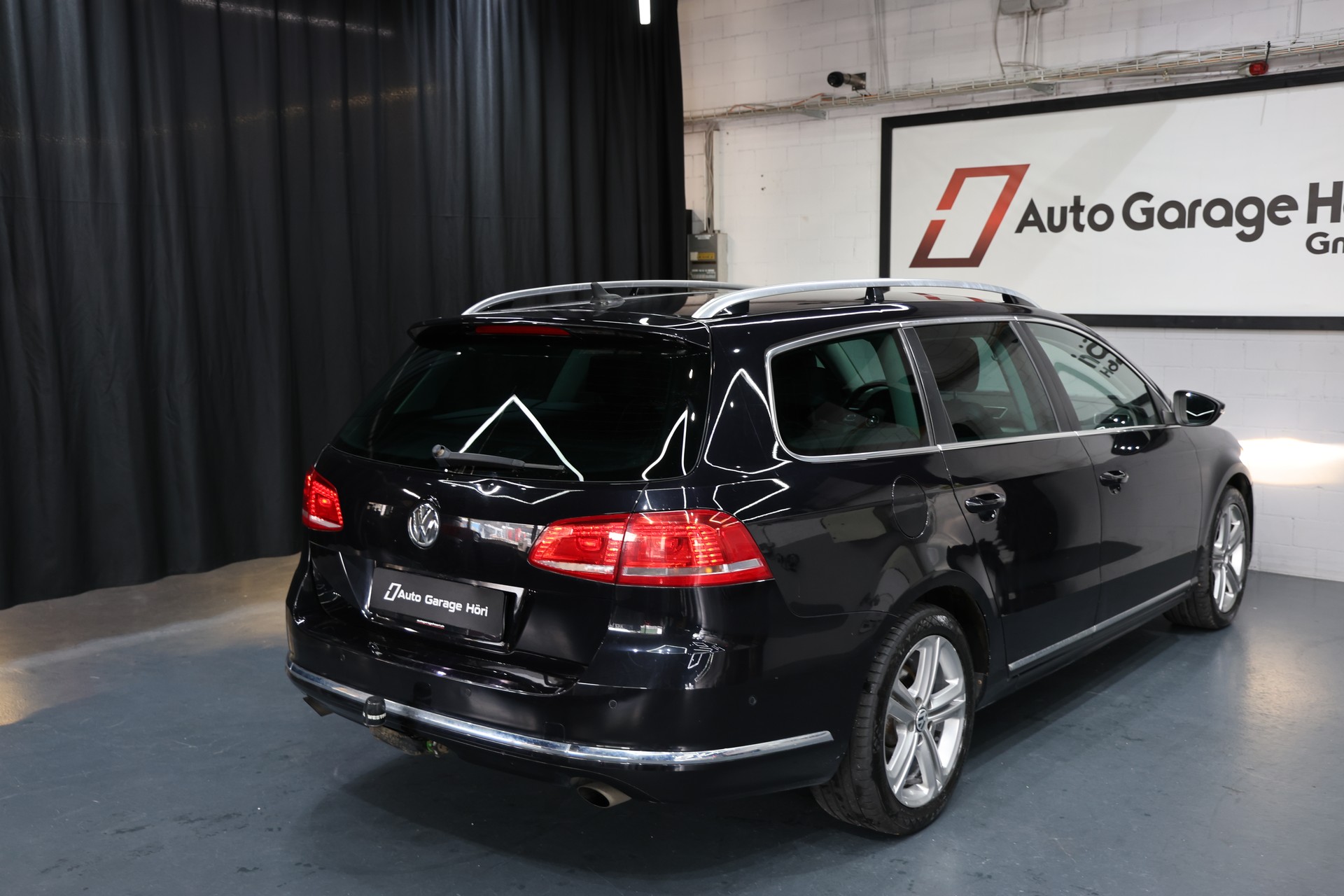 VW Passat Variant 2.0 TDI BMT R-Design 4M DSG-image-8