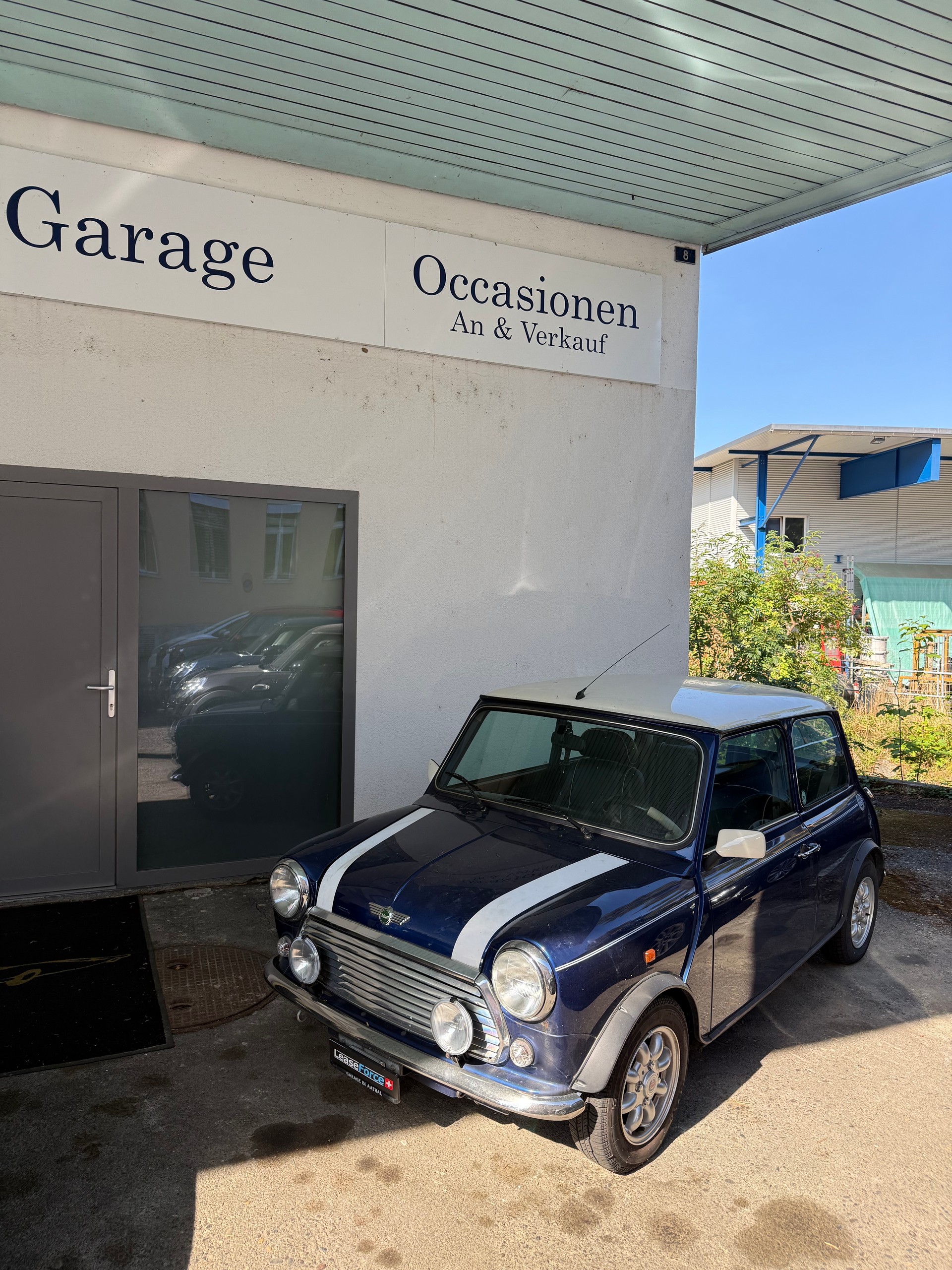 MINI Cooper 1.3i-image-0