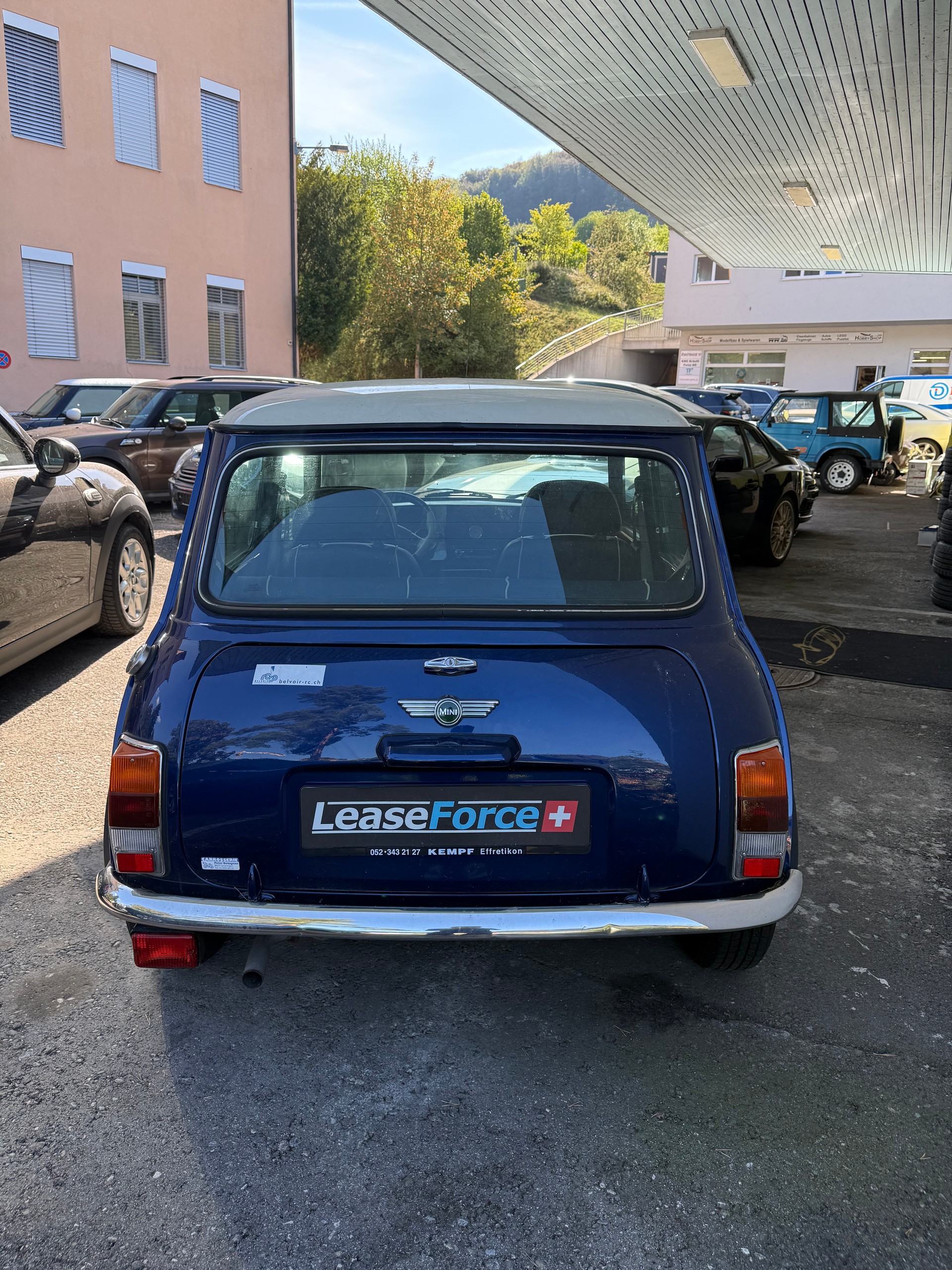 MINI Cooper 1.3i-image-3