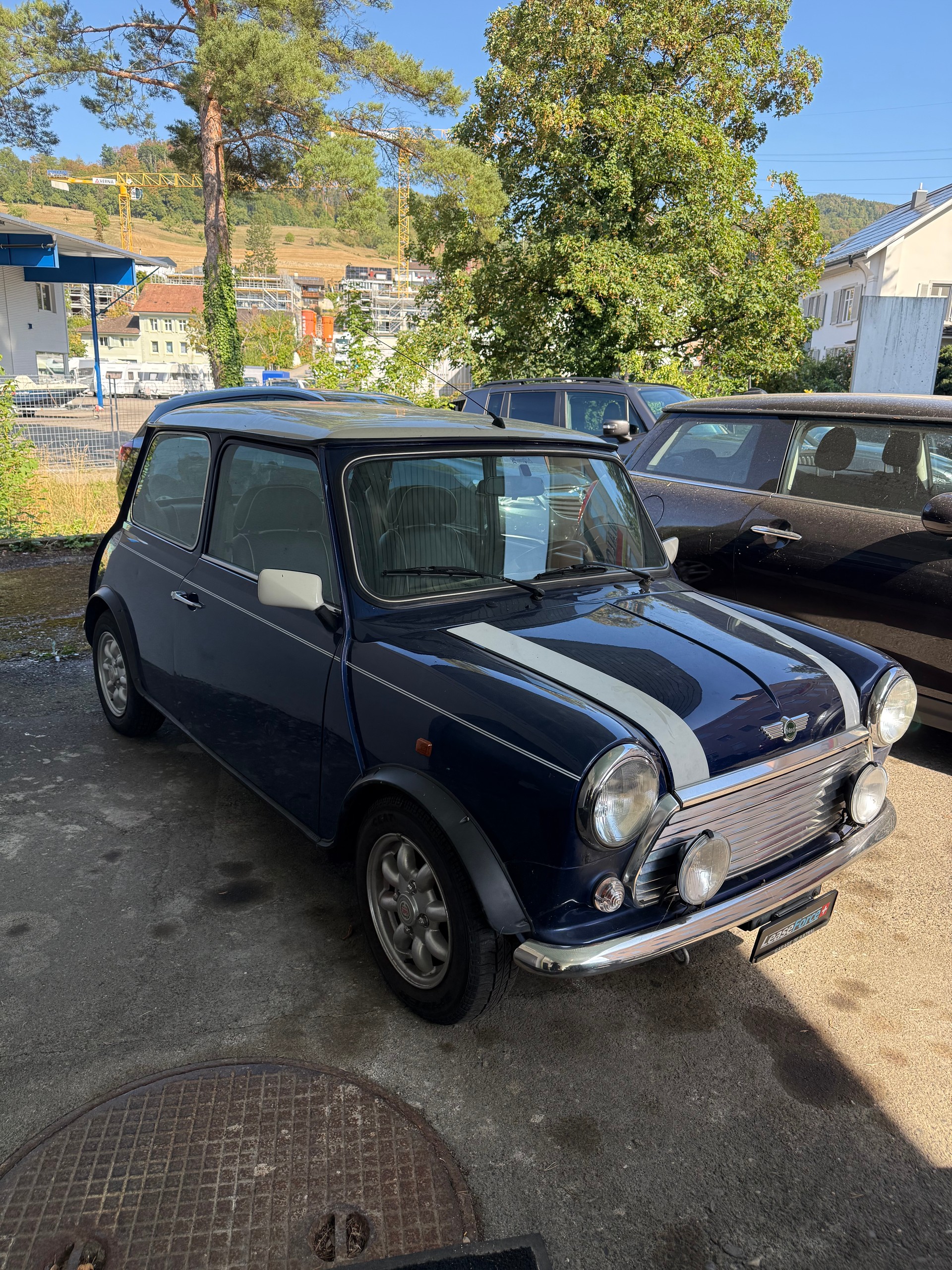 MINI Cooper 1.3i-image-1