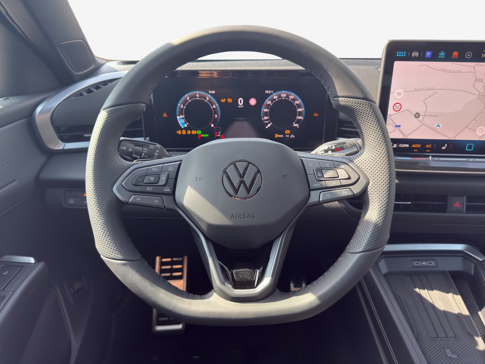 VW T-Roc 1.5 eTSI mHEV R-Line DSG-image-9