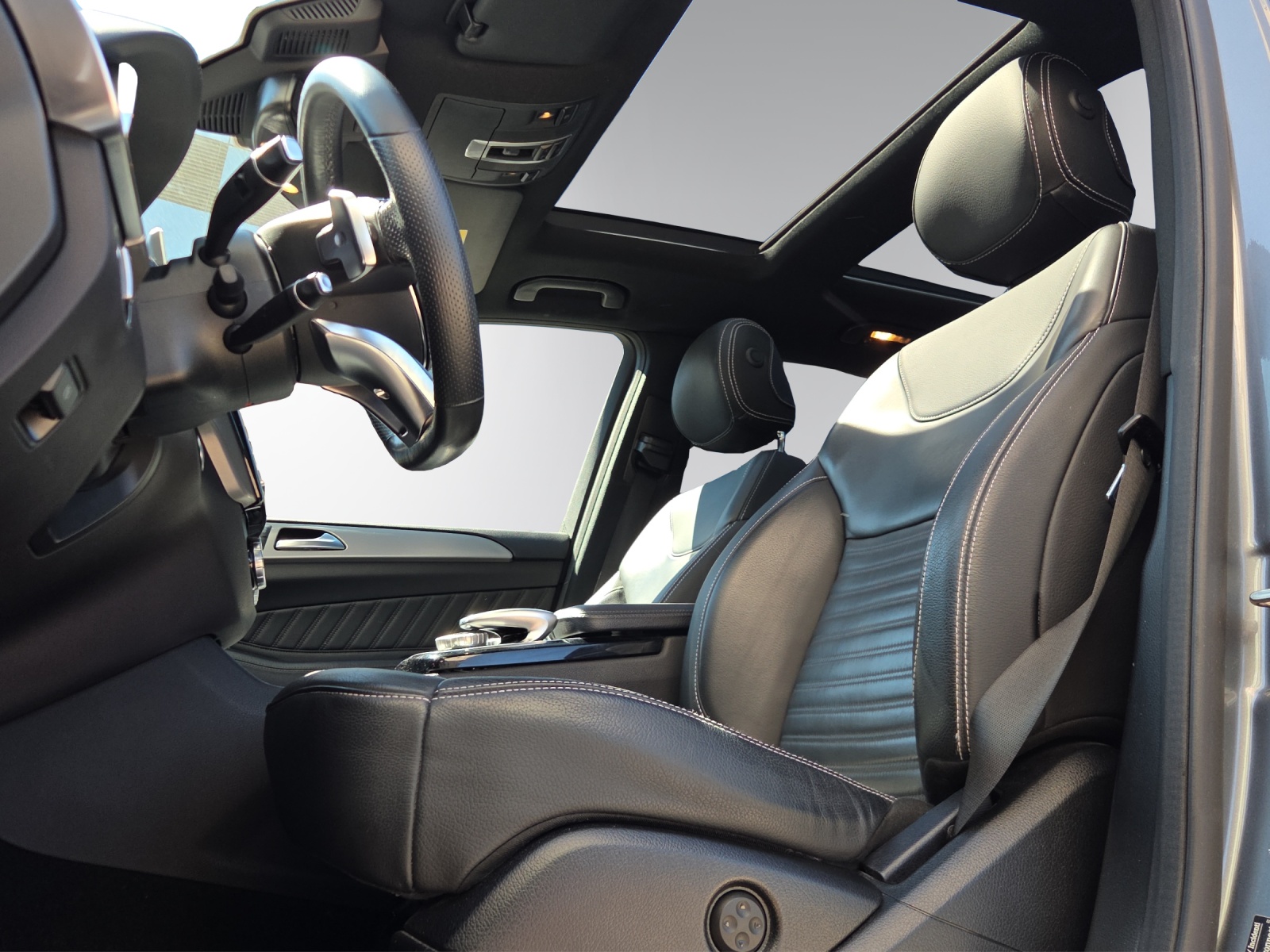 MERCEDES-BENZ GLE 350 d 4Matic 9G-Tronic-image-8