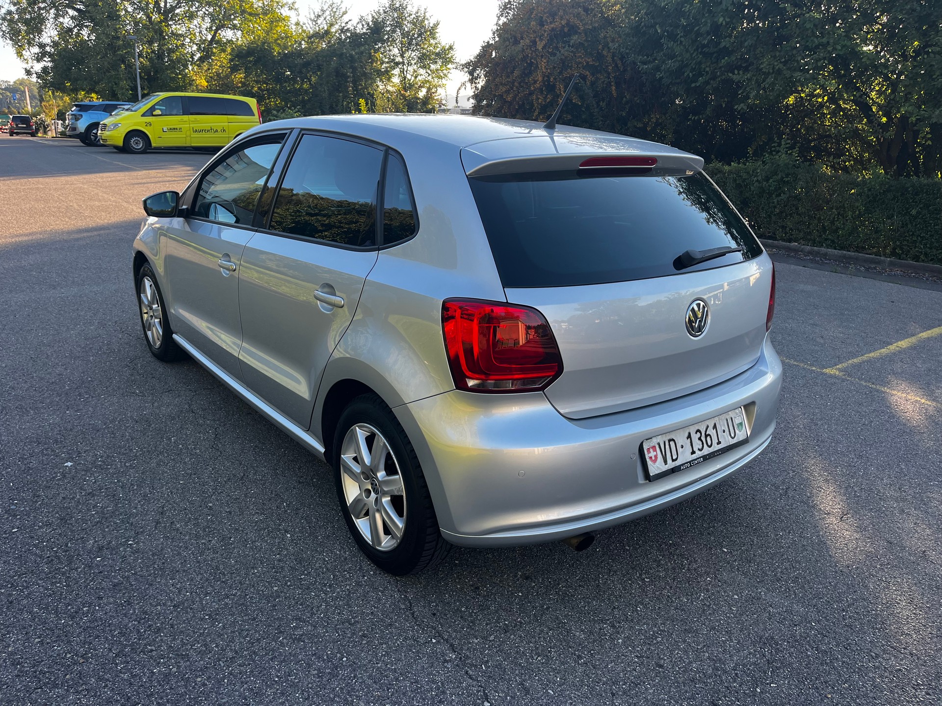 VW Polo 1.4 16V Trendline DSG-image-4