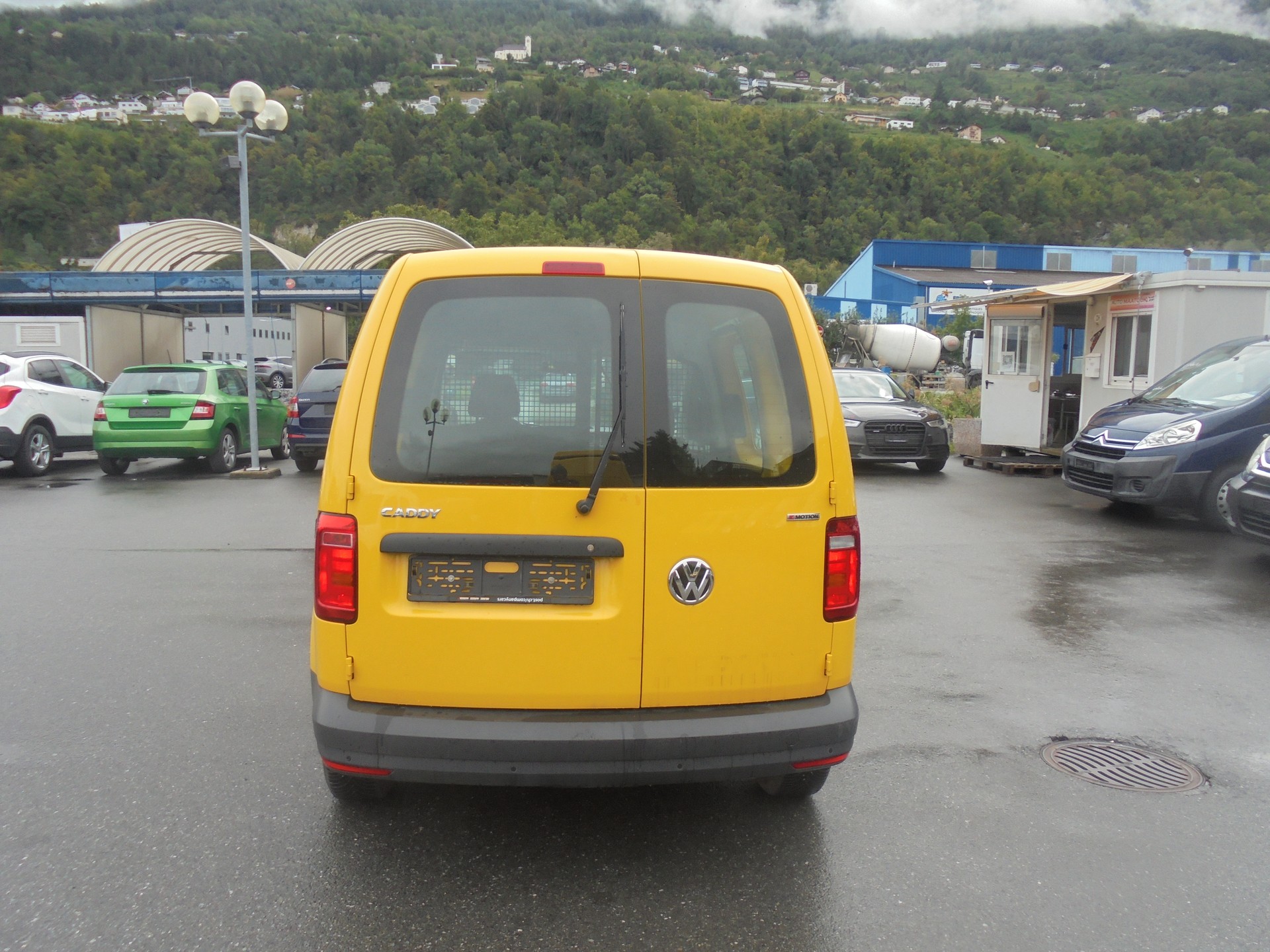 VW Caddy 2.0TDI 4Motion BlueMotion Technology-image-4