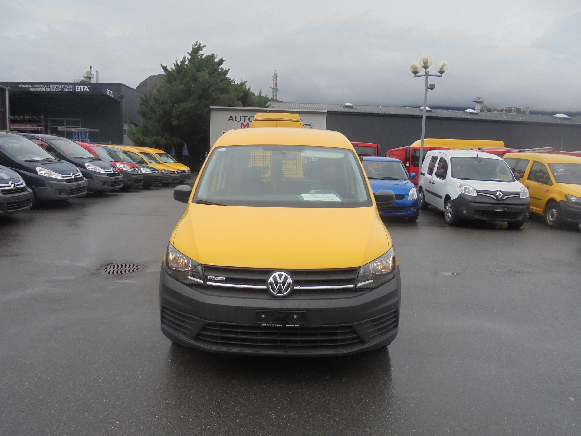 VW Caddy 2.0TDI 4Motion BlueMotion Technology-image-1