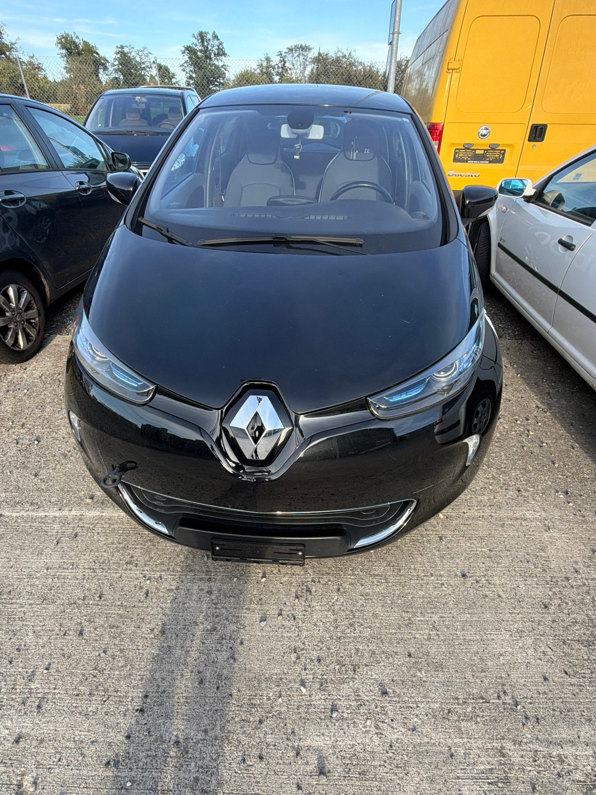 RENAULT Zoe Intens R240-image-0
