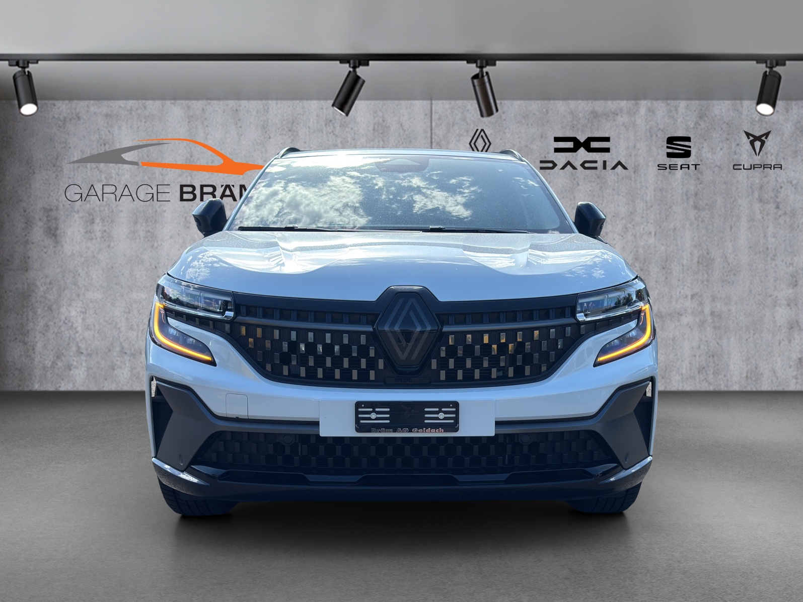 RENAULT Austral 1.2 HEV 200 Techno Esprit Alpine A-showroom-element-1