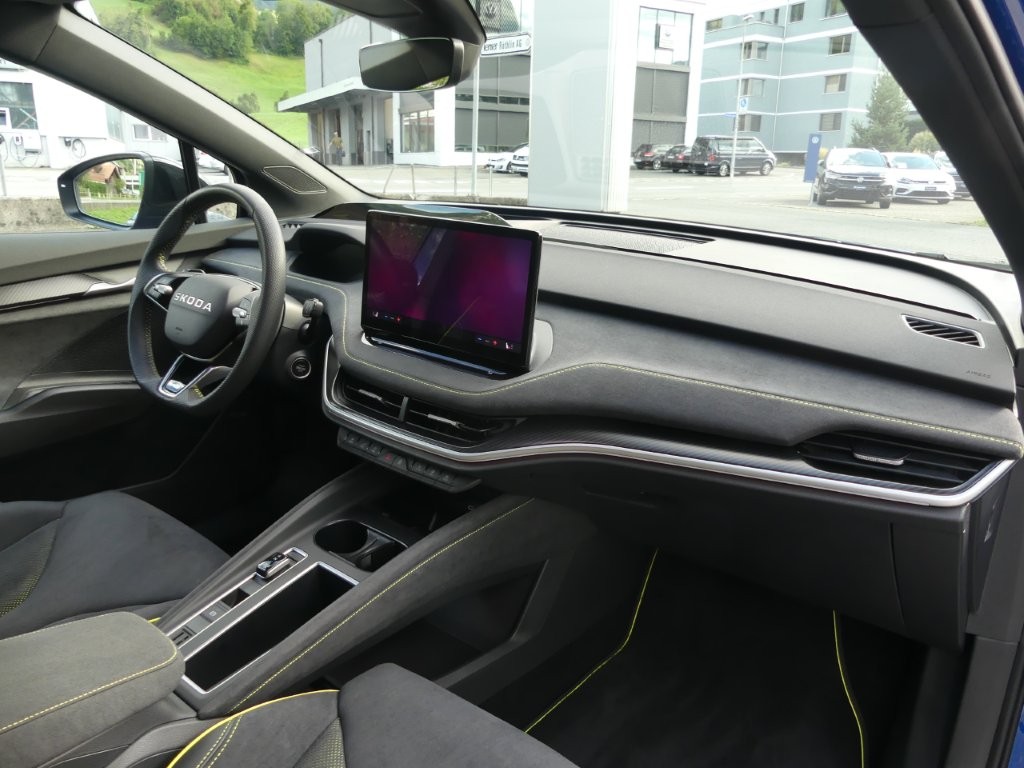 SKODA Elroq RS 4x4-image-8