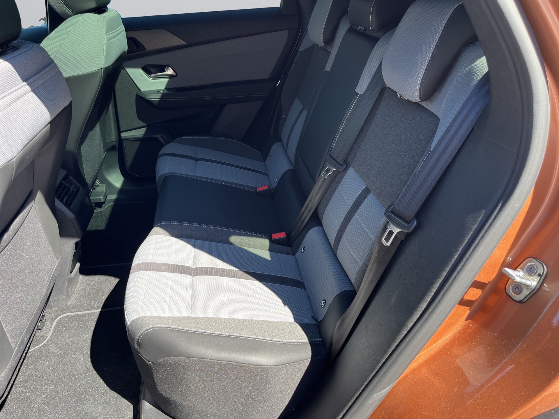 OPEL Grandland Electrique GS-image-12