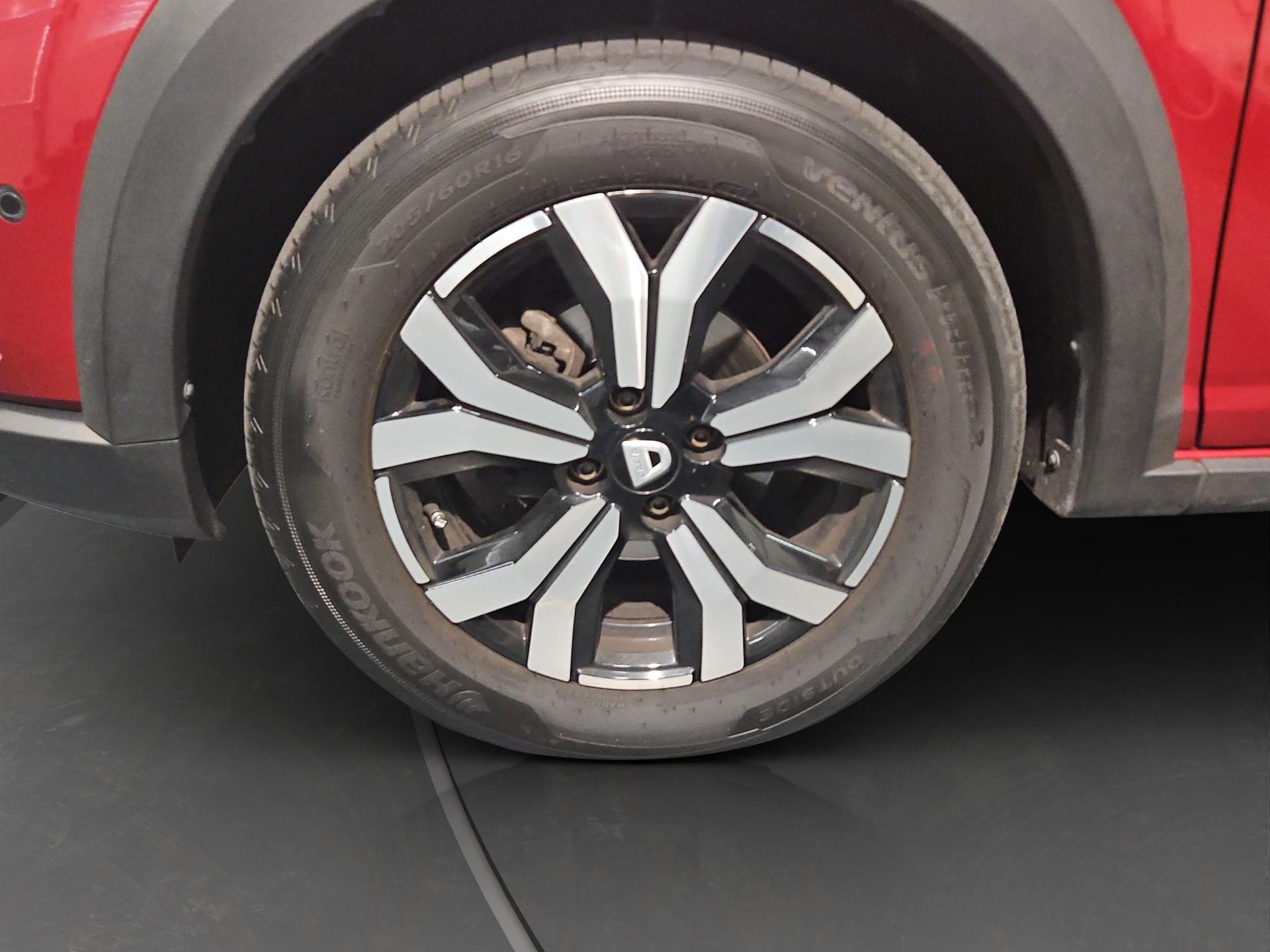 DACIA Sandero Stepway TCe 90 Comfort CVT-image-23