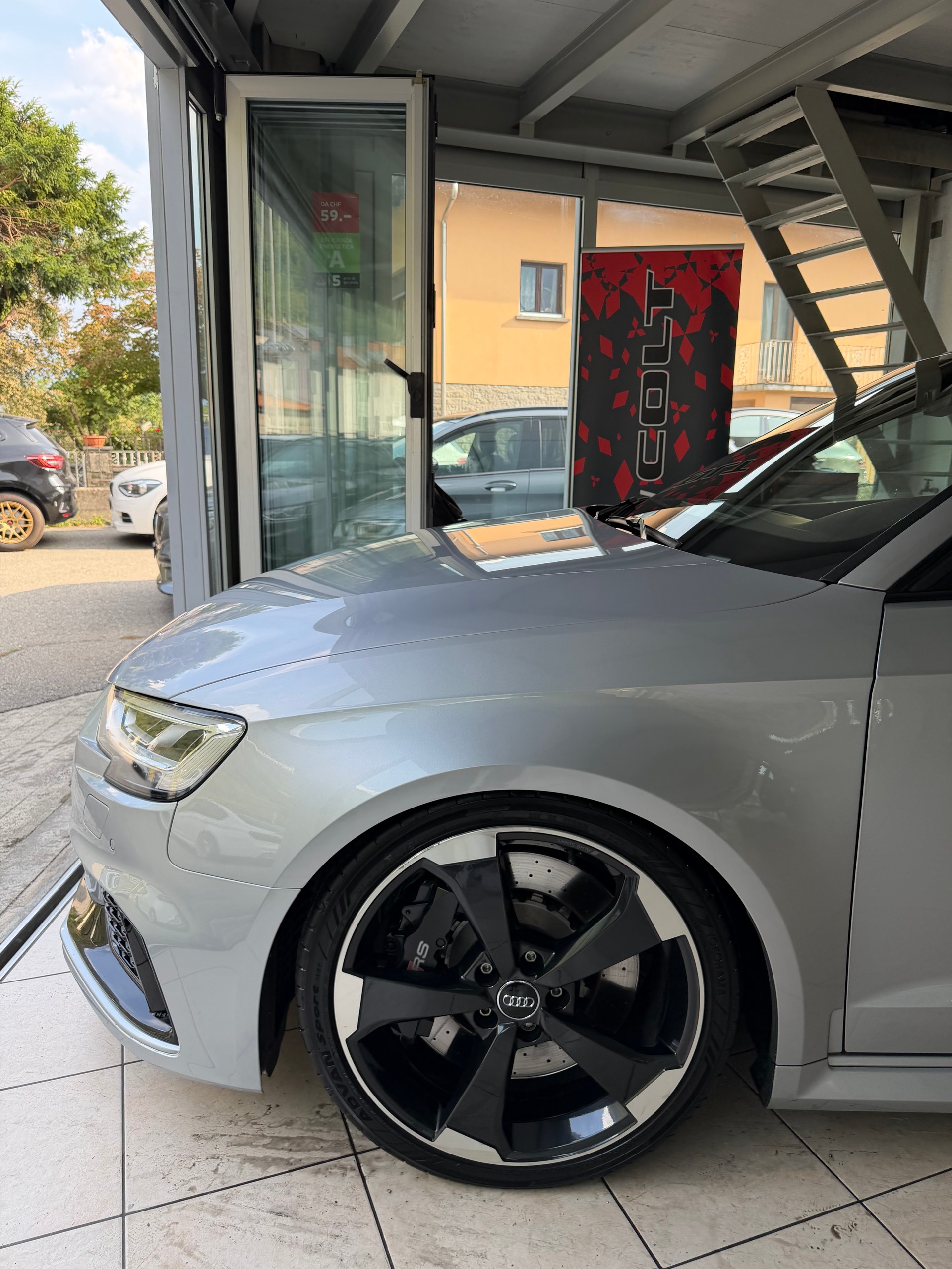 AUDI RS3 Sportback 2.5 TSI quattro S-tronic-image-1