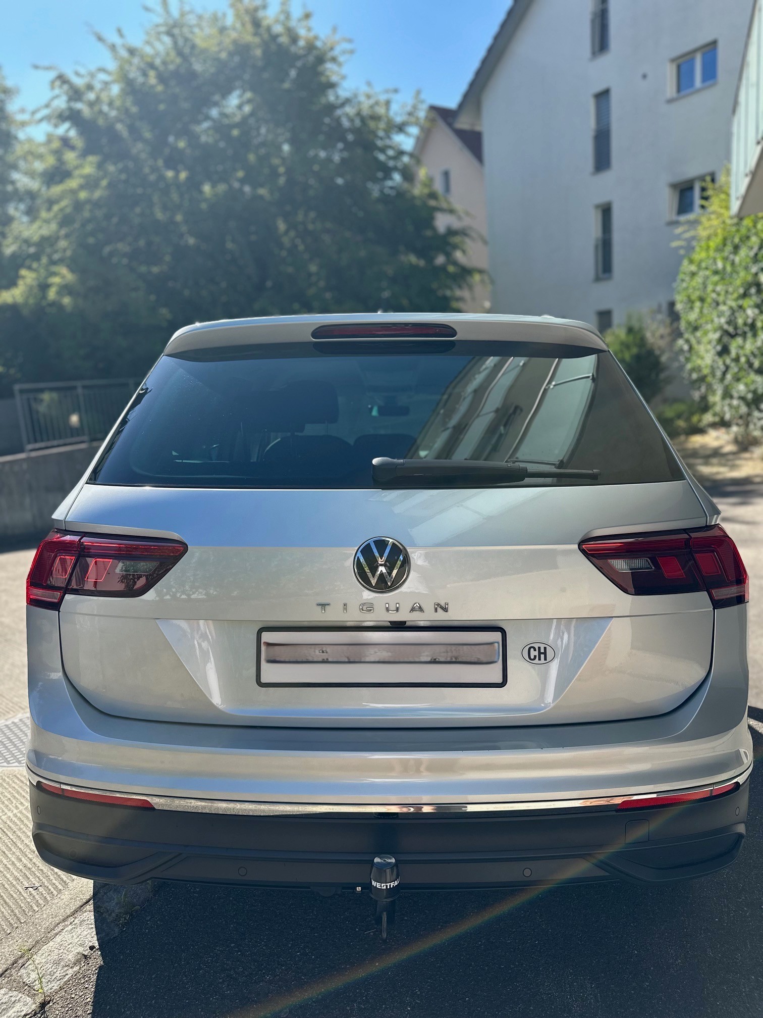 VW 1.5 TSI Life DSG 2WD Abnehmbare AHK | Travel Assist | VW-gepflegt | grosser Service-image-1