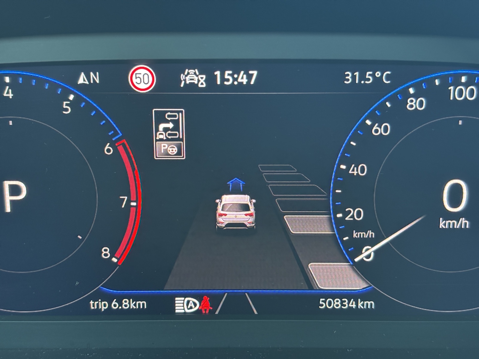 VW T-Roc 1.5 TSI EVO Life DSG mit AHK & Rückfahrkamera-image-15