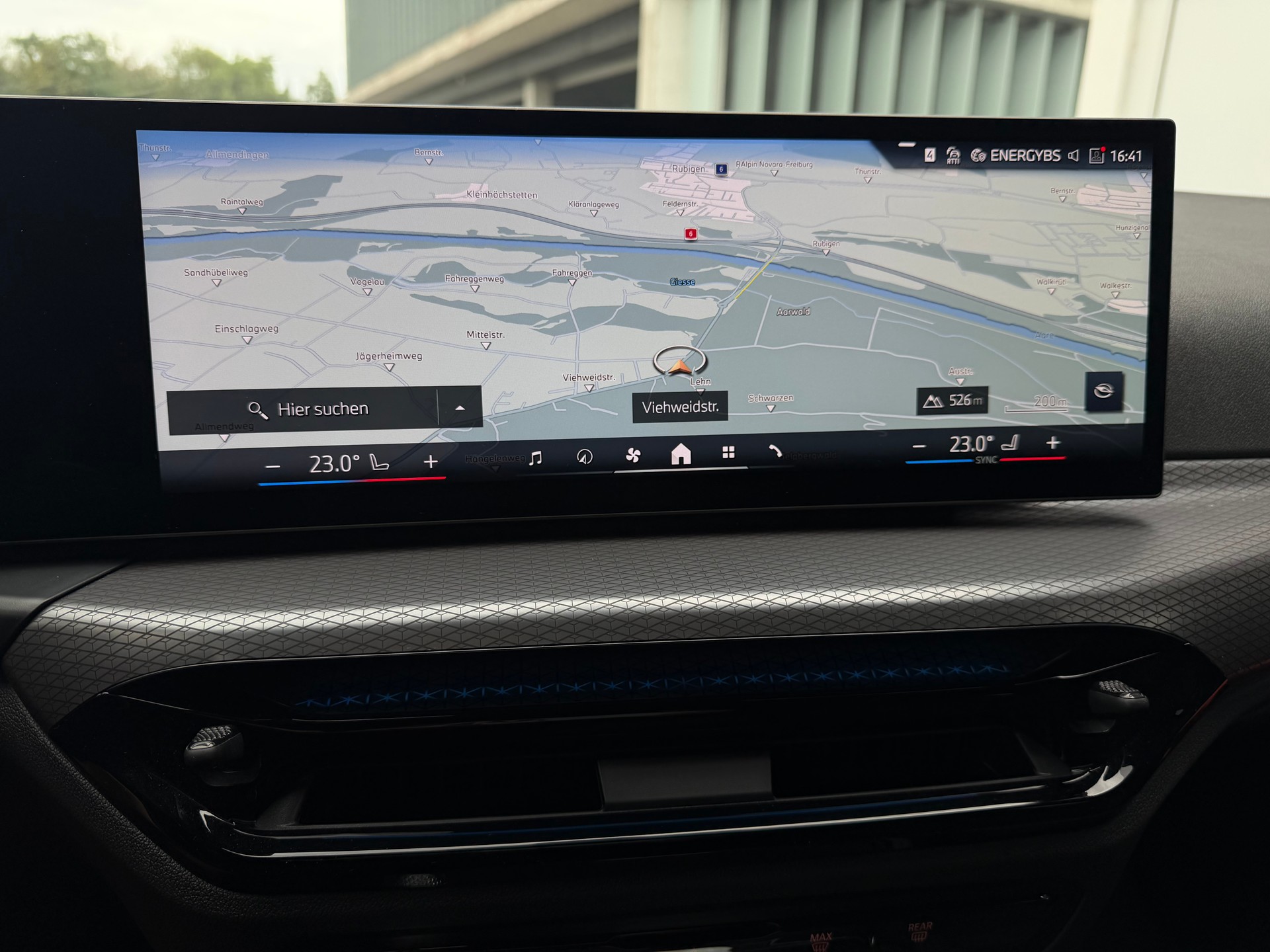 BMW 320d xDrive 48V Touring Steptronic M Sport-image-22