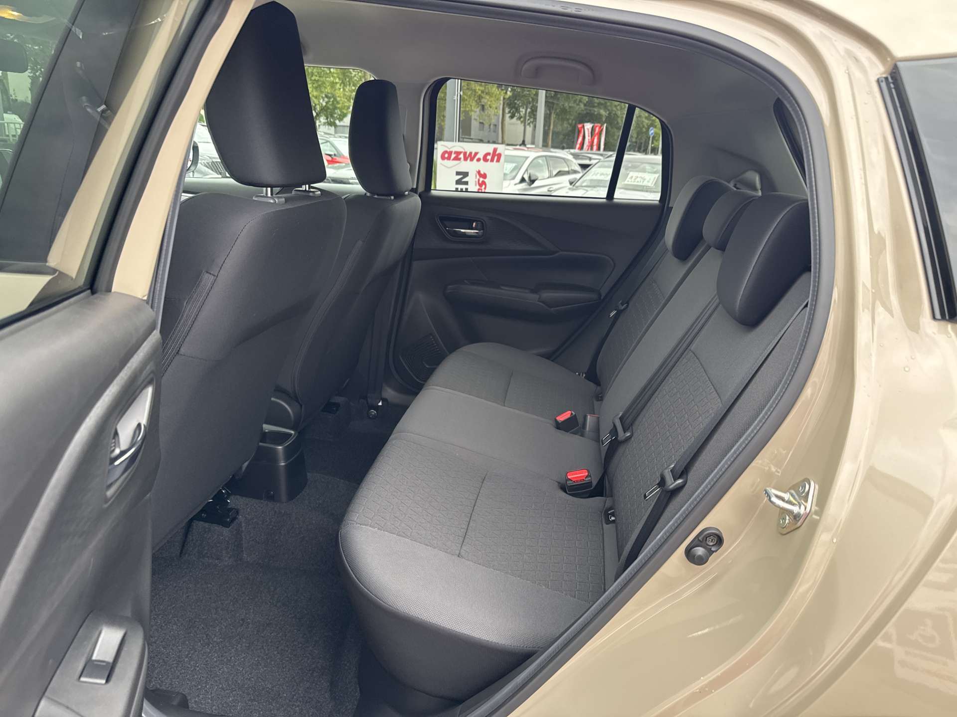 SUZUKI Swift 1.2 Compact Top Hybrid 4x4-image-6