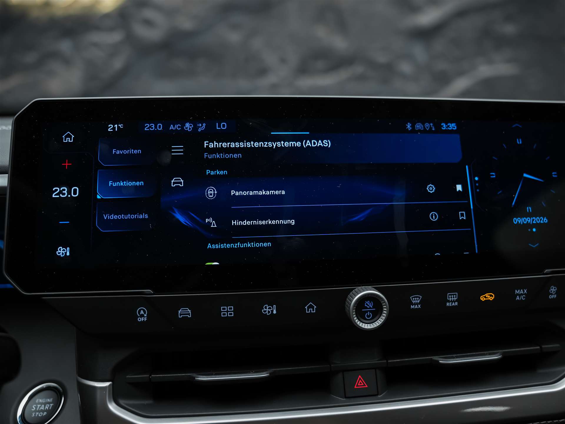 JEEP Compass 1.2 T e-Hybrid First Edition *SOFORT Verfügbar*Werksgarantie*Matrix-LED*Lenkradheizung*-image-31