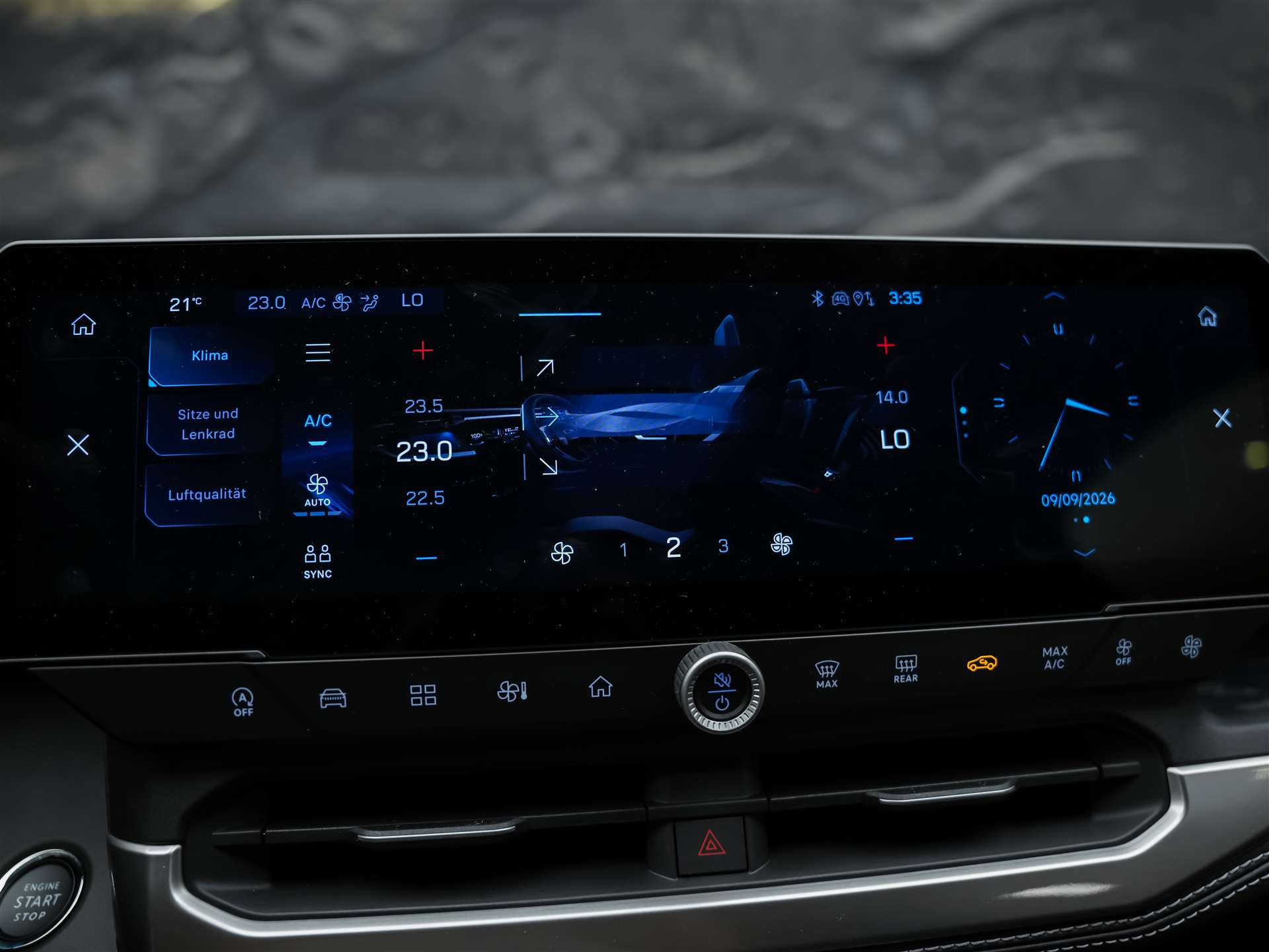 JEEP Compass 1.2 T e-Hybrid First Edition *SOFORT Verfügbar*Werksgarantie*Matrix-LED*Lenkradheizung*-image-28