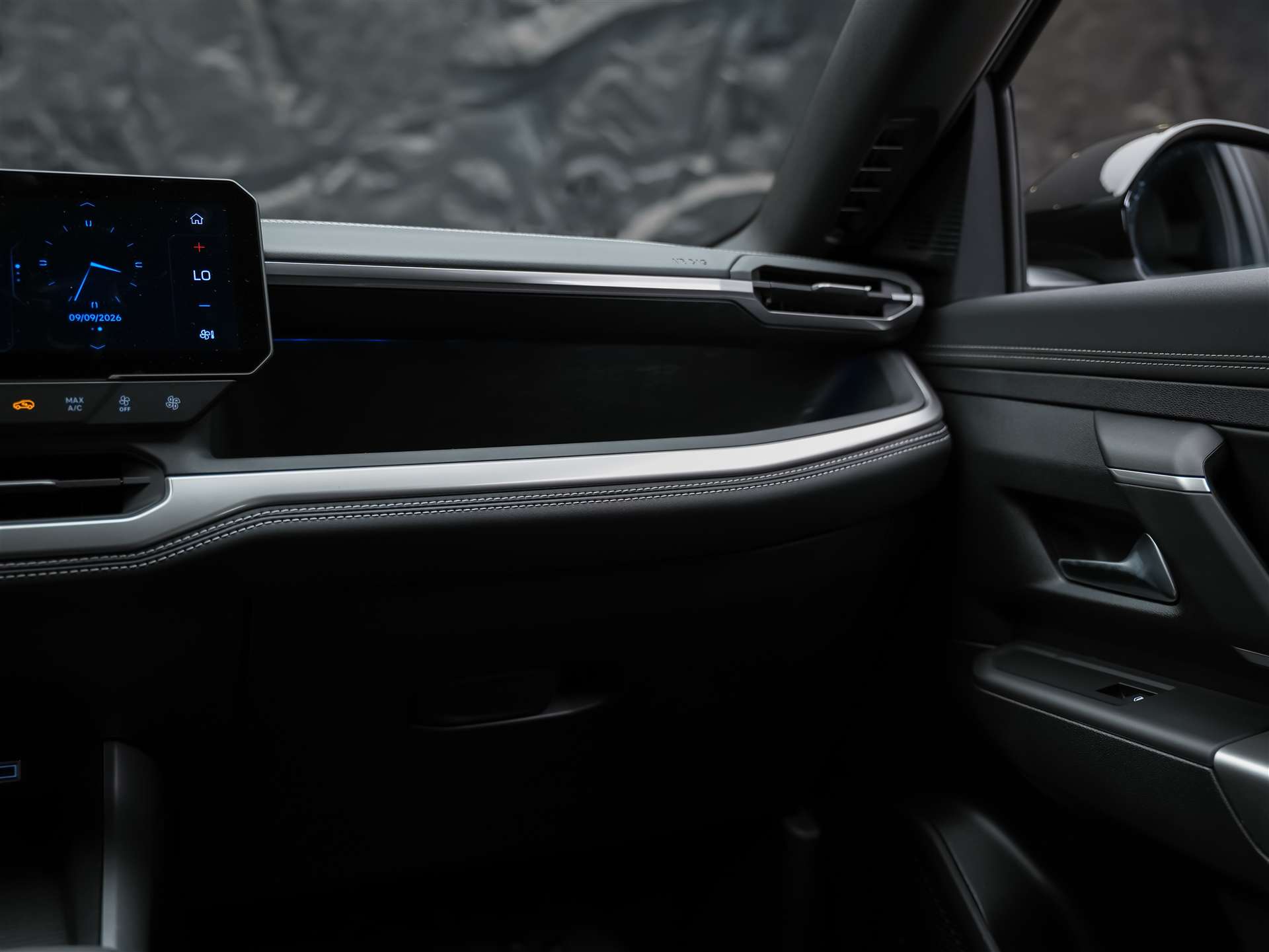 JEEP Compass 1.2 T e-Hybrid First Edition *SOFORT Verfügbar*Werksgarantie*Matrix-LED*Lenkradheizung*-image-20