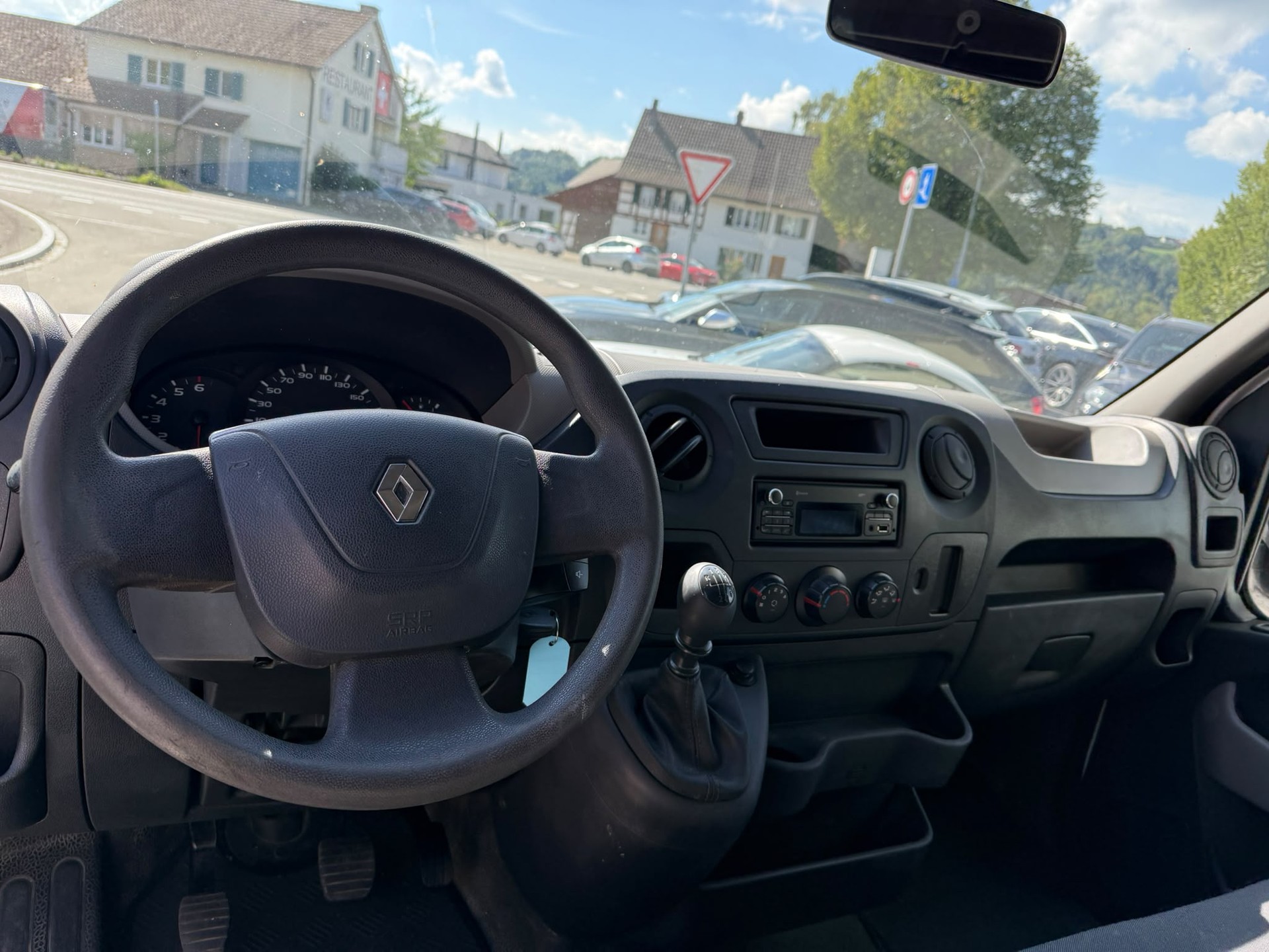 RENAULT Master T33 2.3dCi 125 L1H1-image-7