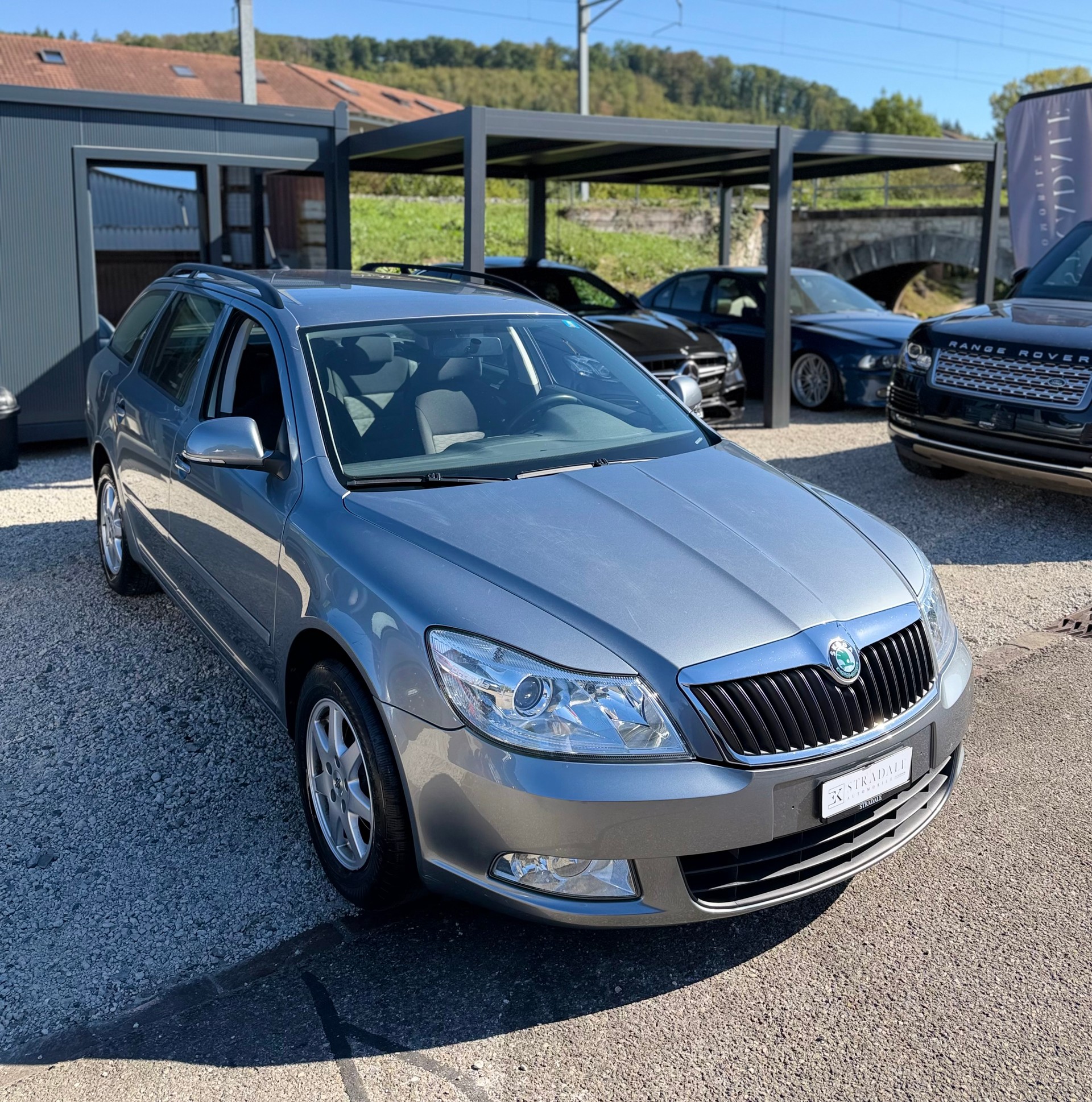 SKODA Octavia 1.6 TDI Elegance **Frisch ab MFK**. Aus erster Hand!**Garantie**-image-1