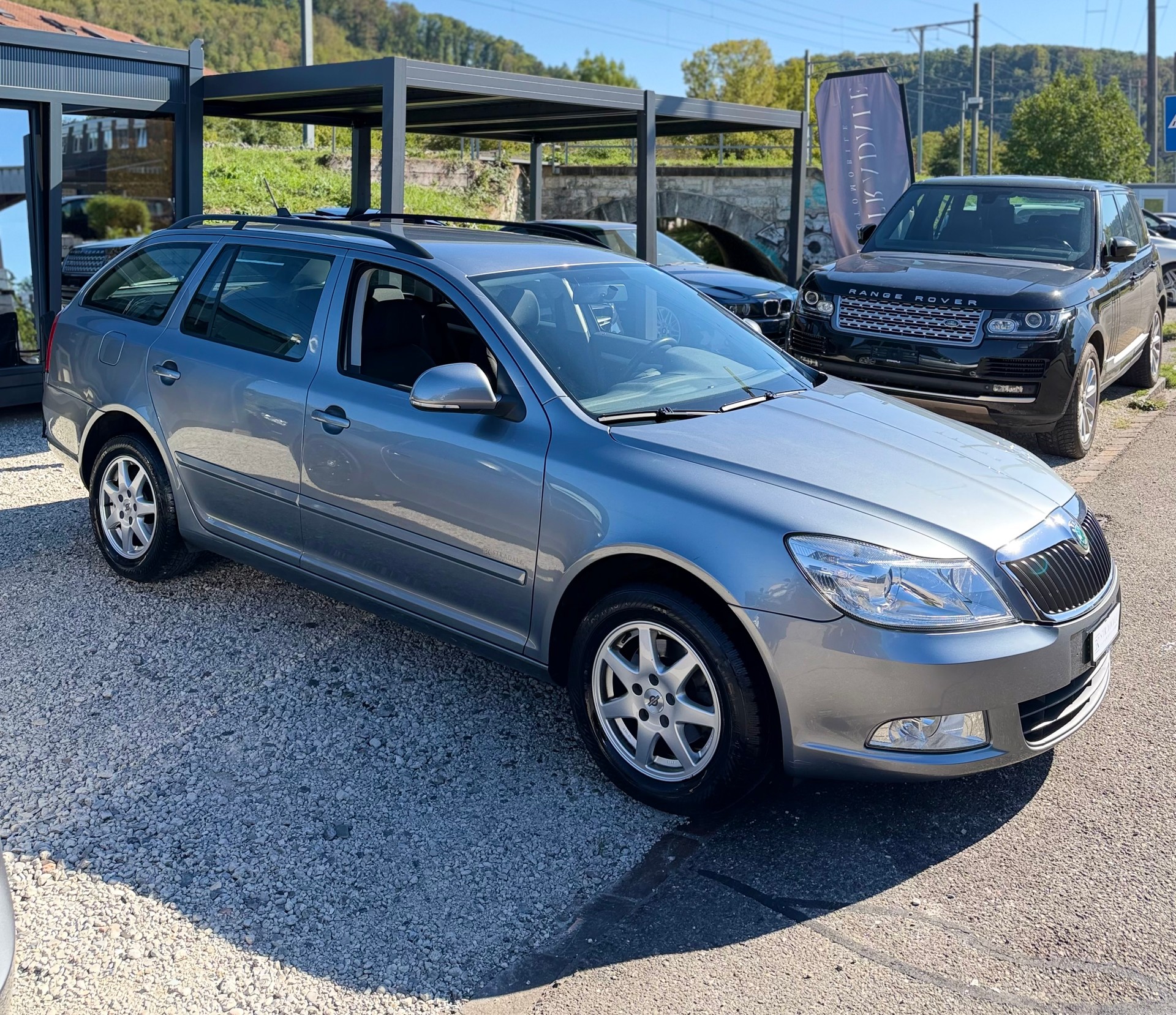 SKODA Octavia 1.6 TDI Elegance **Frisch ab MFK**. Aus erster Hand!**Garantie**-image-3