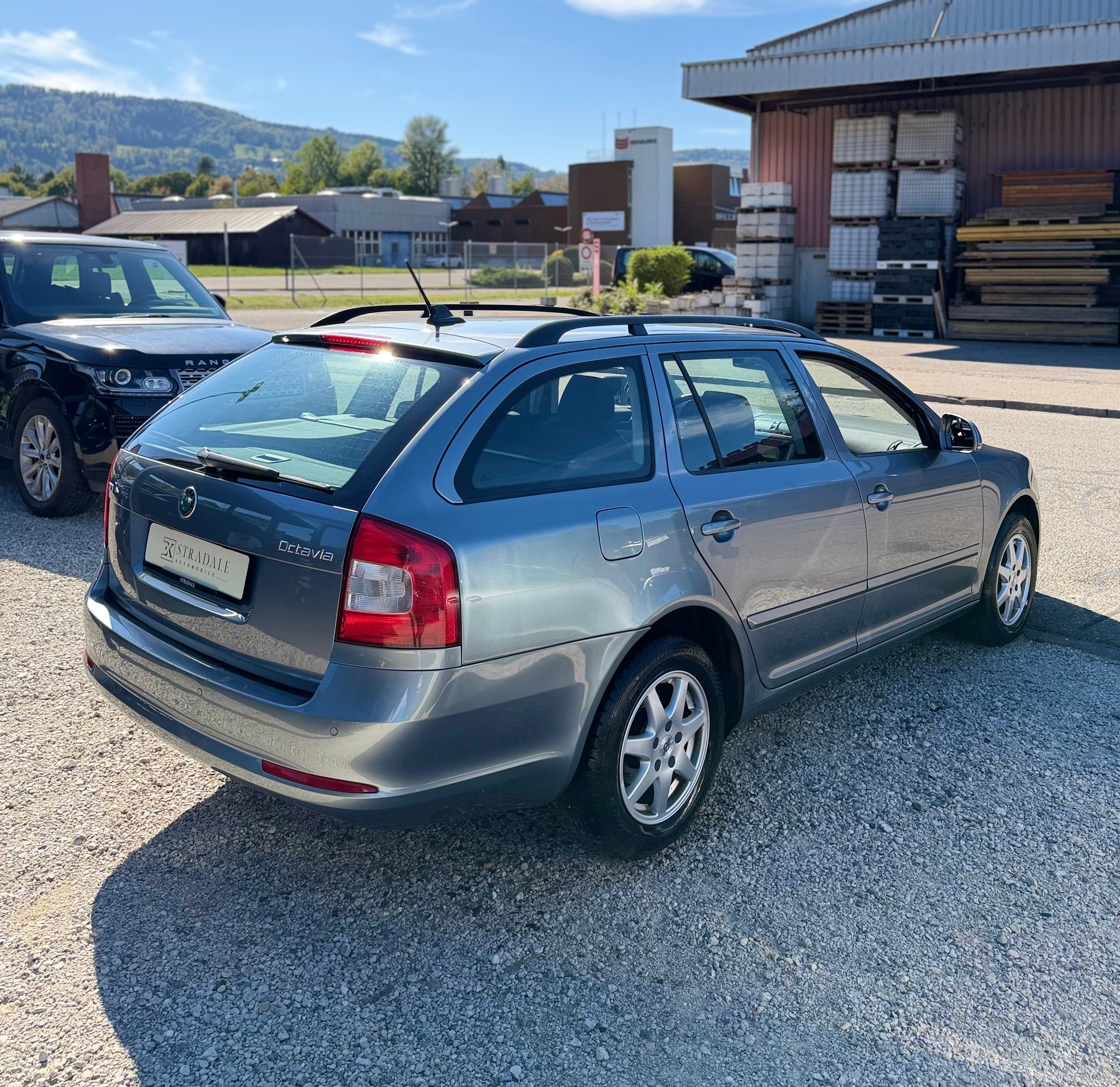 SKODA Octavia 1.6 TDI Elegance **Frisch ab MFK**. Aus erster Hand!**Garantie**-image-4