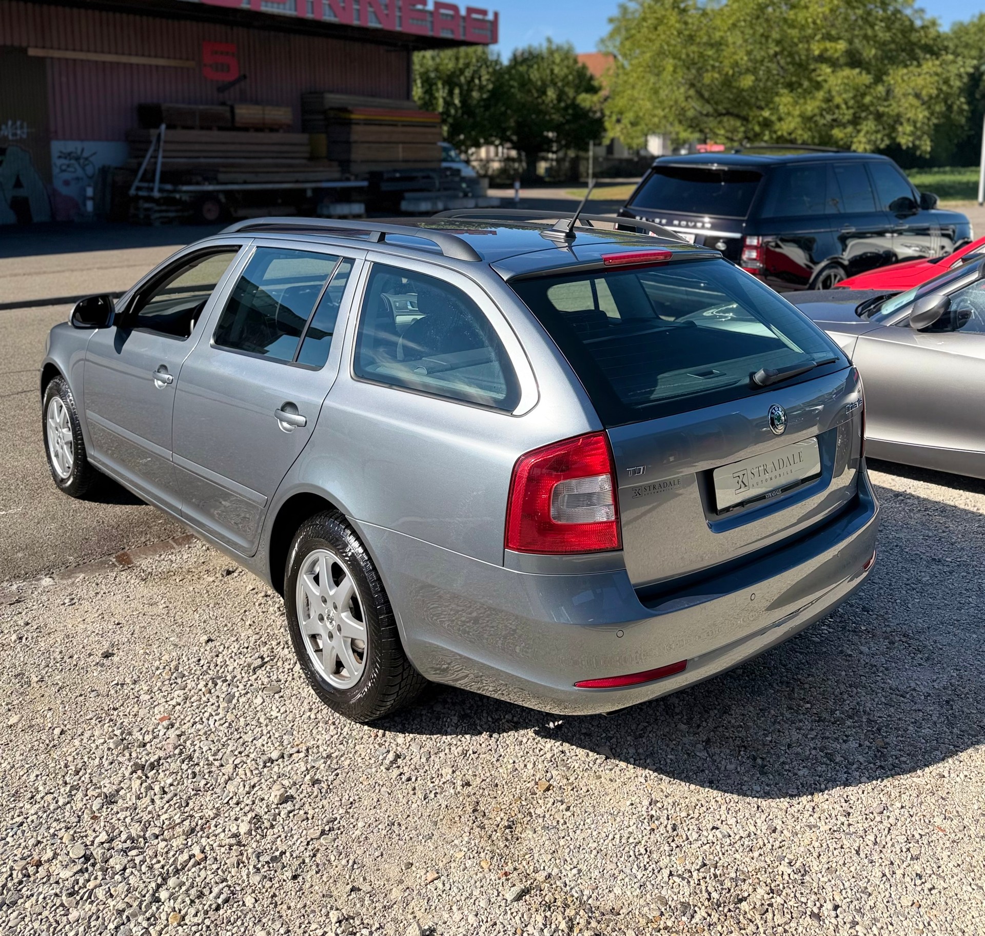 SKODA Octavia 1.6 TDI Elegance **Frisch ab MFK**. Aus erster Hand!**Garantie**-image-9