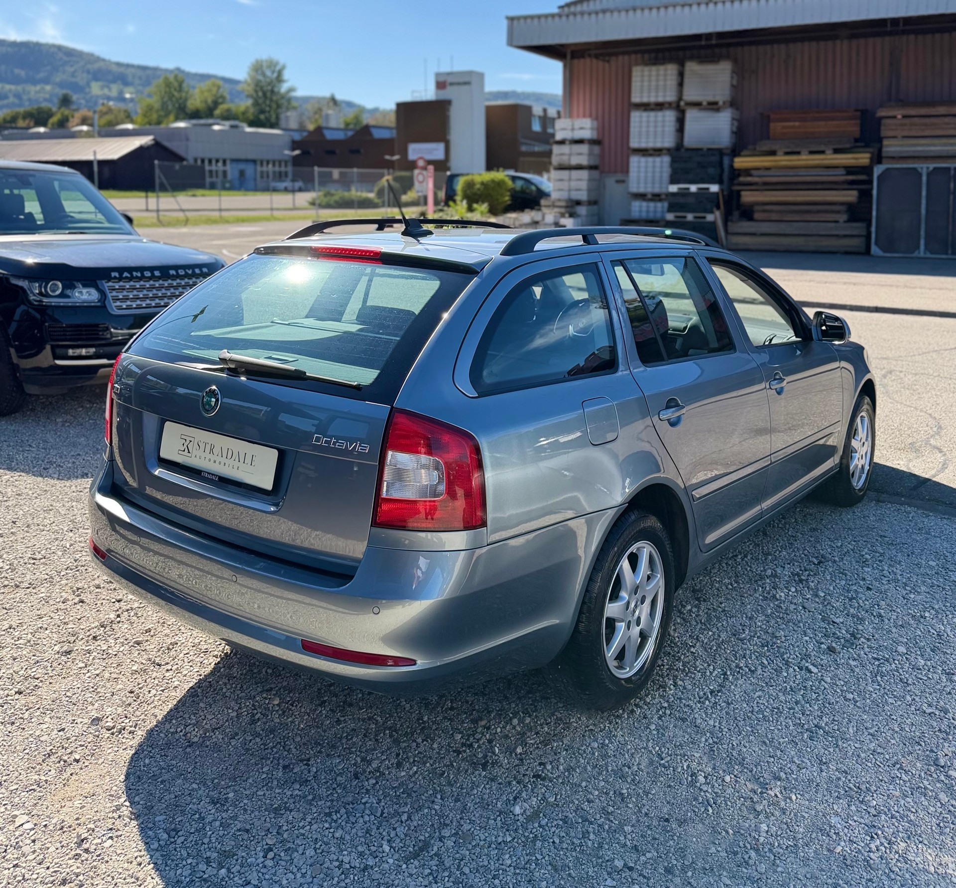 SKODA Octavia 1.6 TDI Elegance **Frisch ab MFK**. Aus erster Hand!**Garantie**-image-5