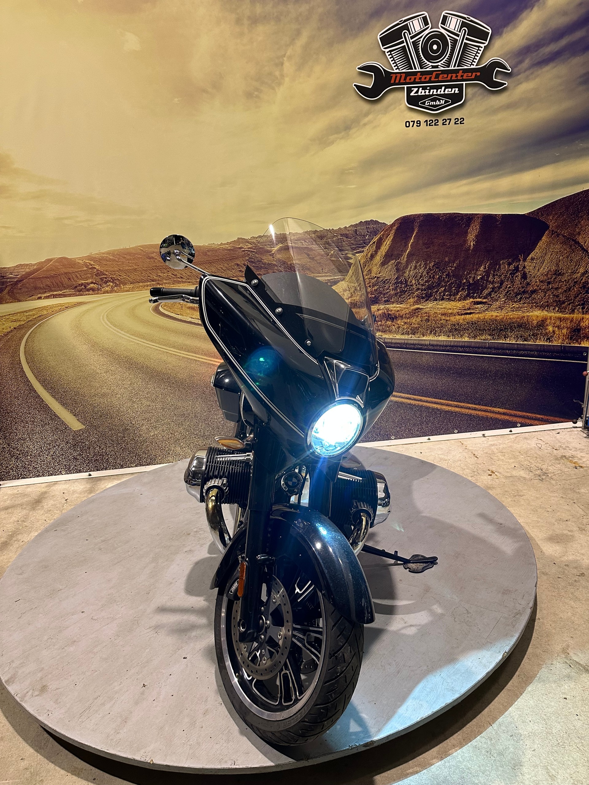 BMW R 18 Bagger-showroom-element-2