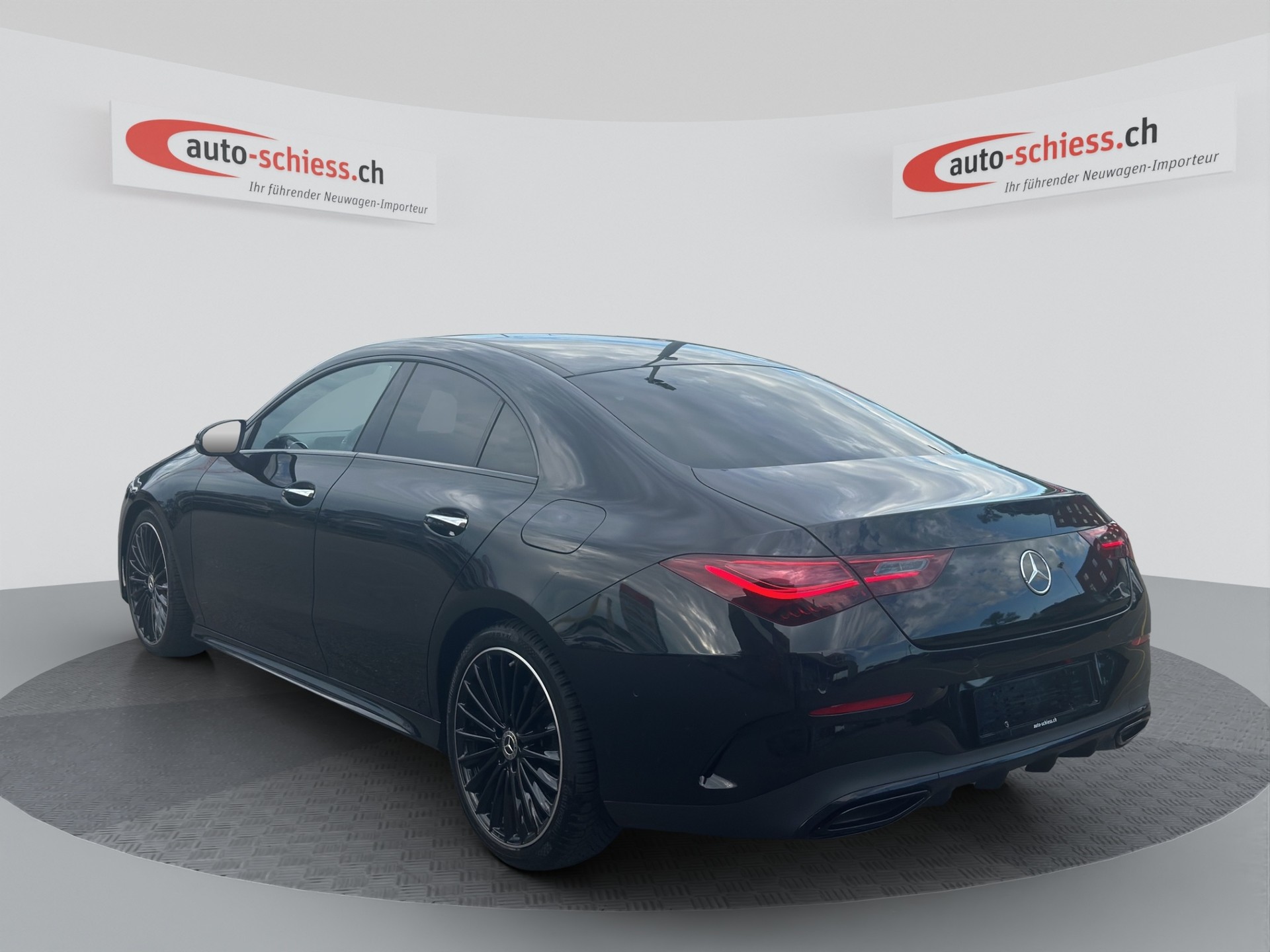 MERCEDES-BENZ CLA 200 d 8G-DCT AMG Edition Night-image-2