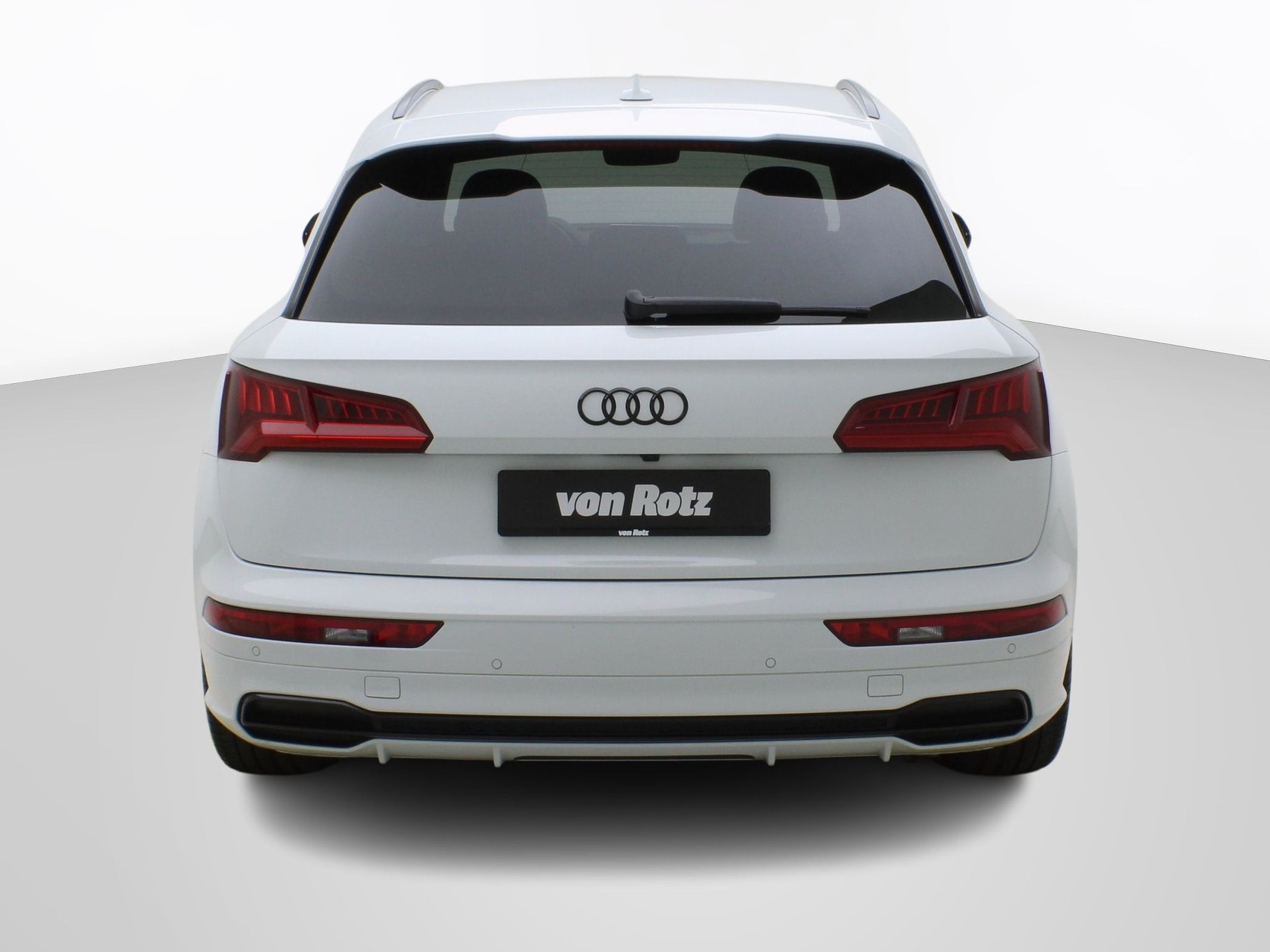 AUDI Q5 45 TFSI S line quattro S-Tronic-image-3